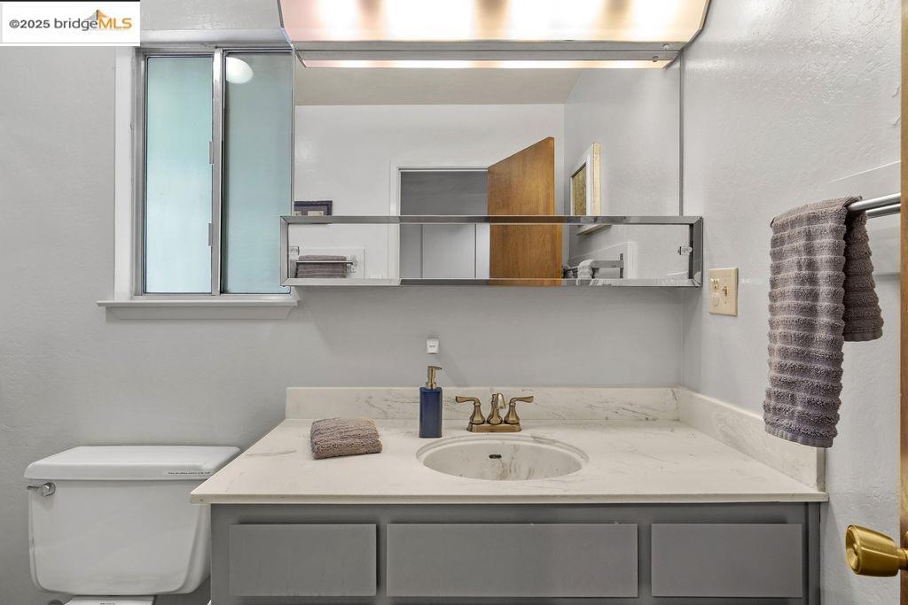 Detail Gallery Image 15 of 22 For 28997 Snowhite Ridge, Long Barn,  CA 95335-9704 - 3 Beds | 2 Baths