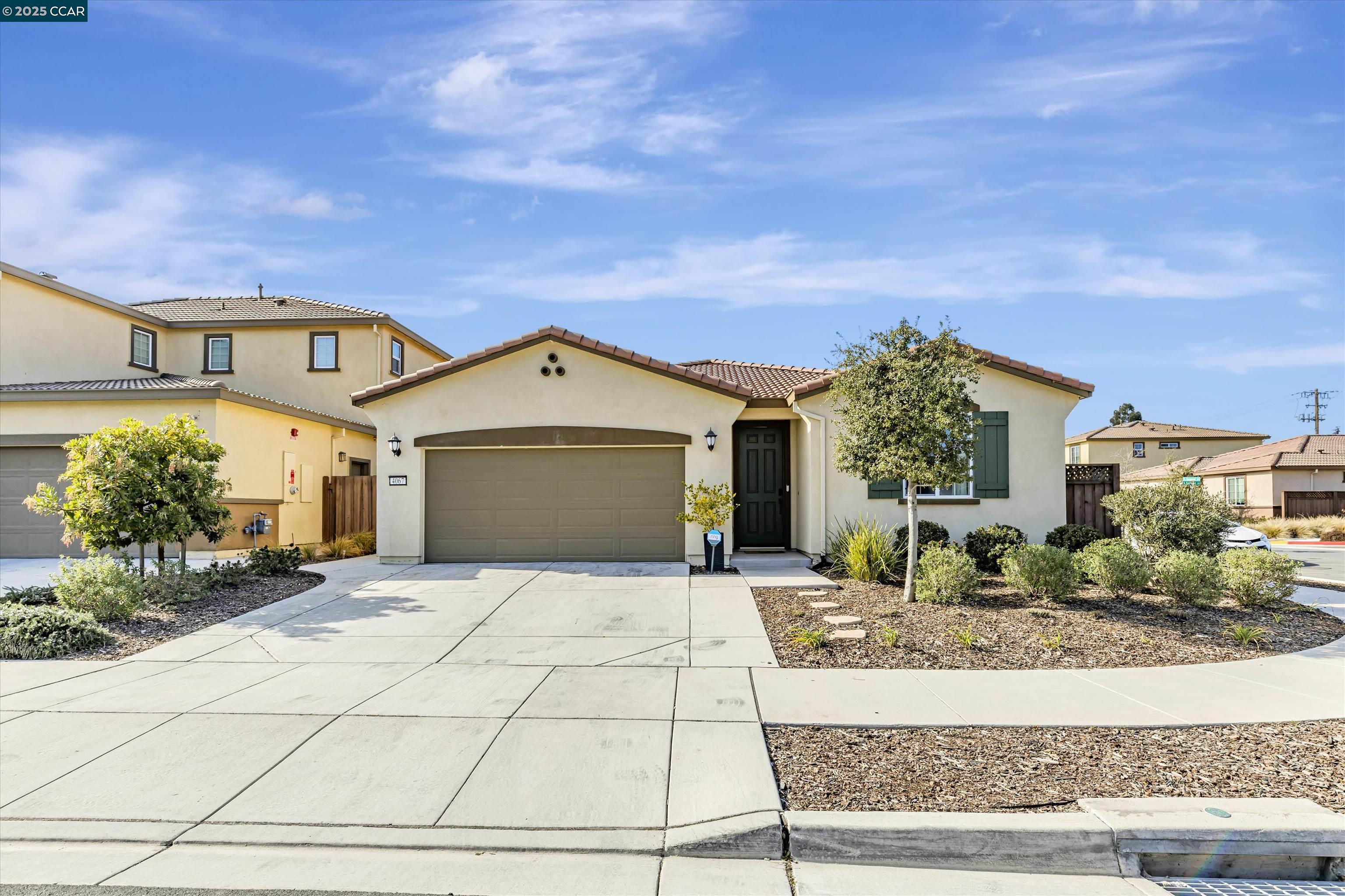 Detail Gallery Image 1 of 1 For 4067 Kenwood Circle, Oakley,  CA 94561 - 3 Beds | 2 Baths