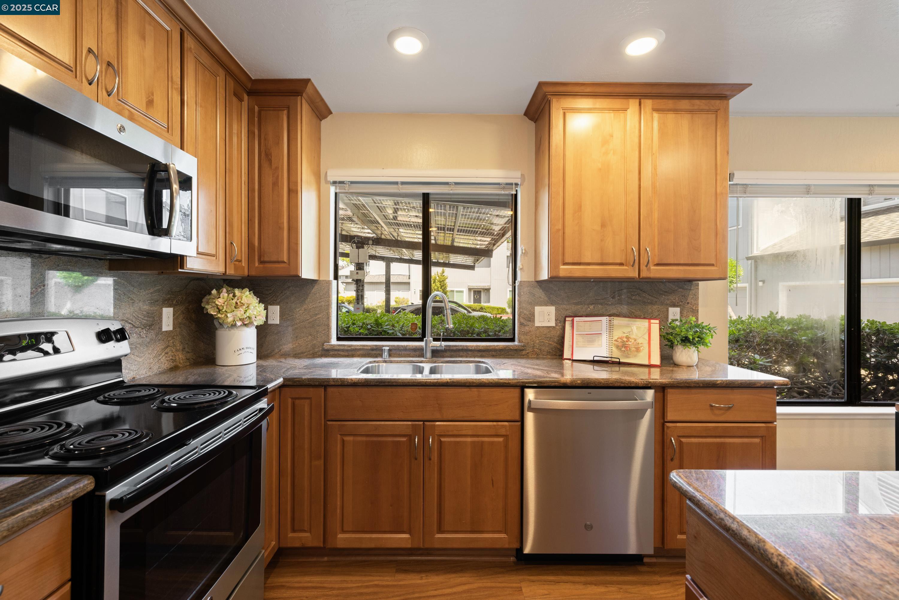 Photo #11: 41097603 Listing: Photo #11