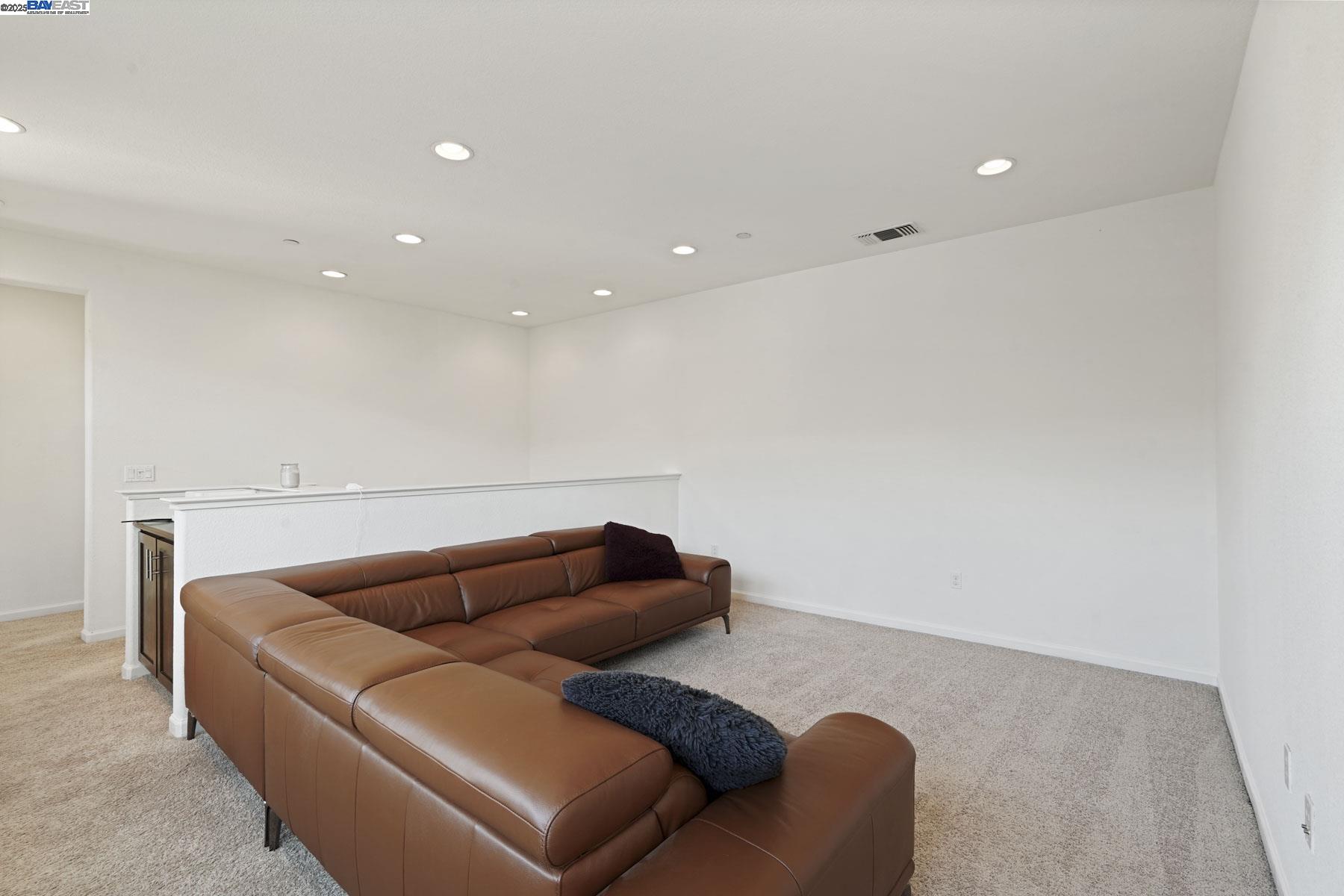 Detail Gallery Image 24 of 50 For 1025 S Fowler Ln, Mountain House,  CA 95391 - 4 Beds | 3 Baths