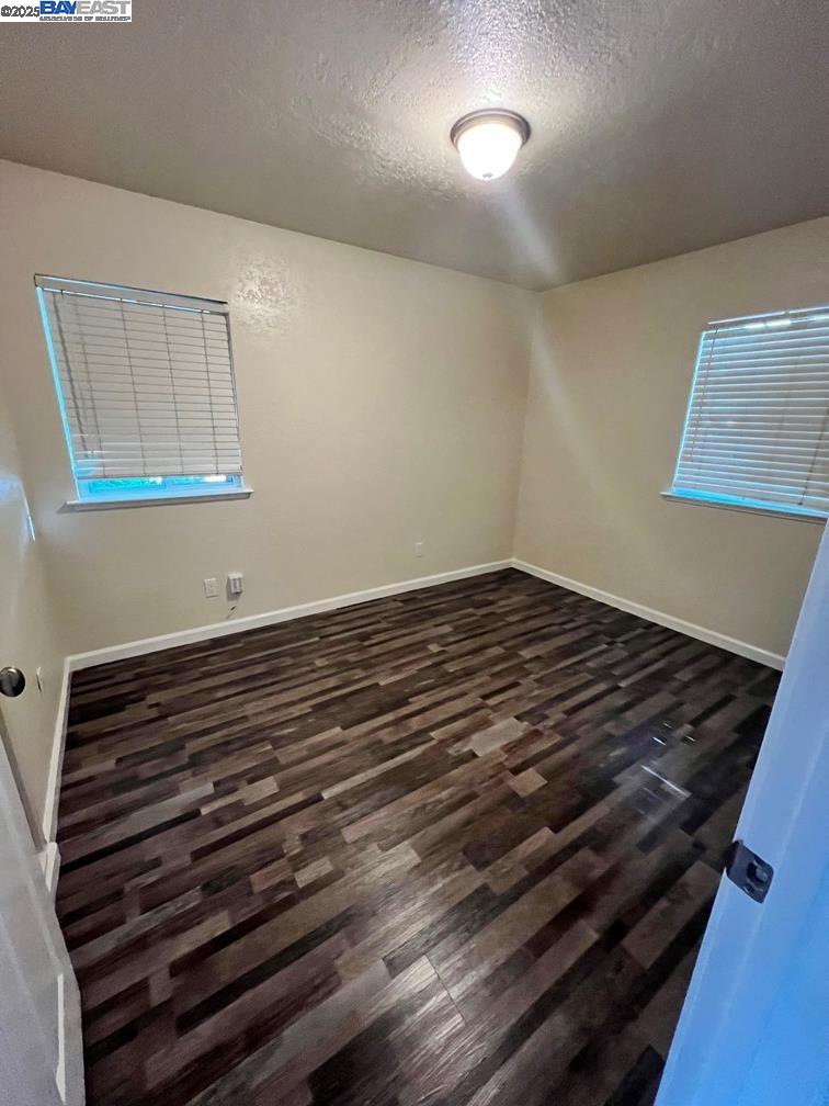Detail Gallery Image 15 of 23 For 3240 Ardenridge Dr, Sacramento,  CA 95864 - 3 Beds | 2 Baths