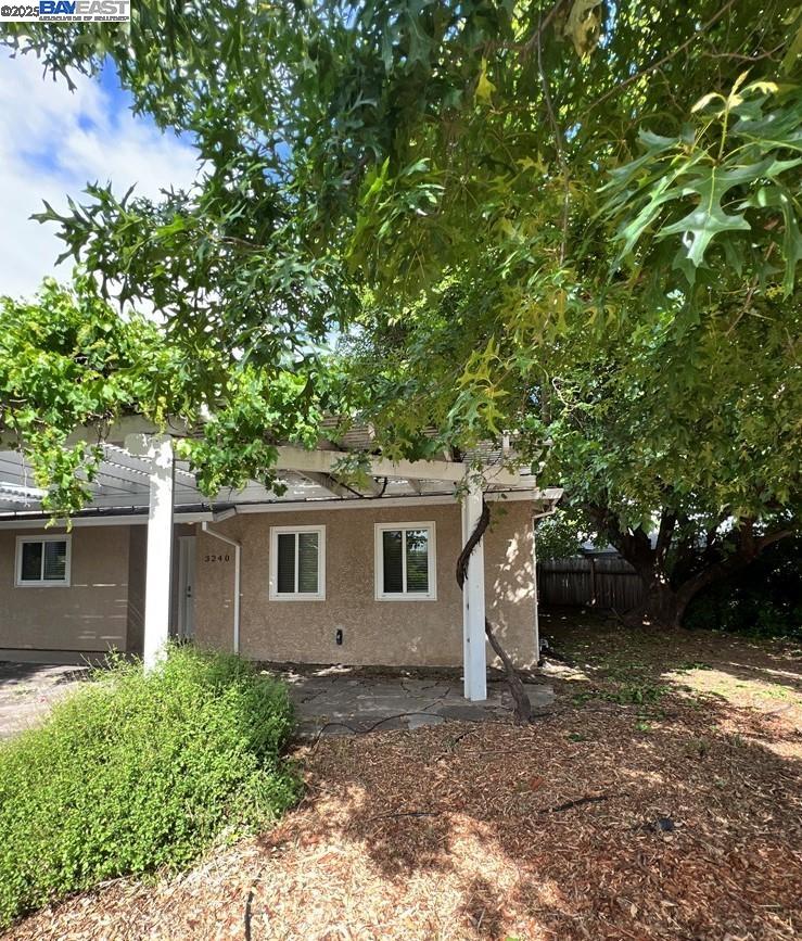 Detail Gallery Image 3 of 23 For 3240 Ardenridge Dr, Sacramento,  CA 95864 - 3 Beds | 2 Baths