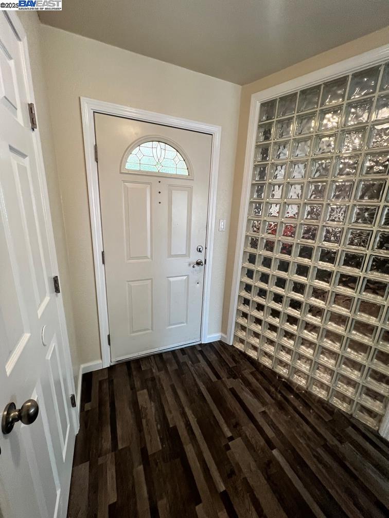 Detail Gallery Image 7 of 23 For 3240 Ardenridge Dr, Sacramento,  CA 95864 - 3 Beds | 2 Baths