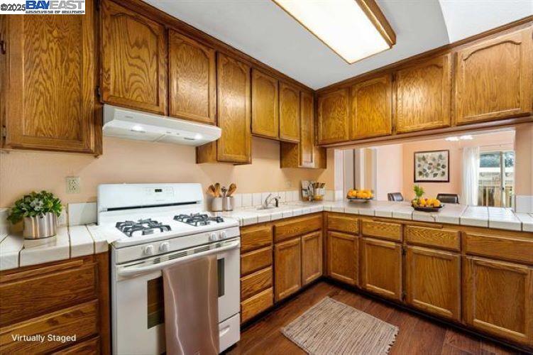 Detail Gallery Image 9 of 35 For 37391 Mission Blvd, Fremont,  CA 94536 - 4 Beds | 2 Baths