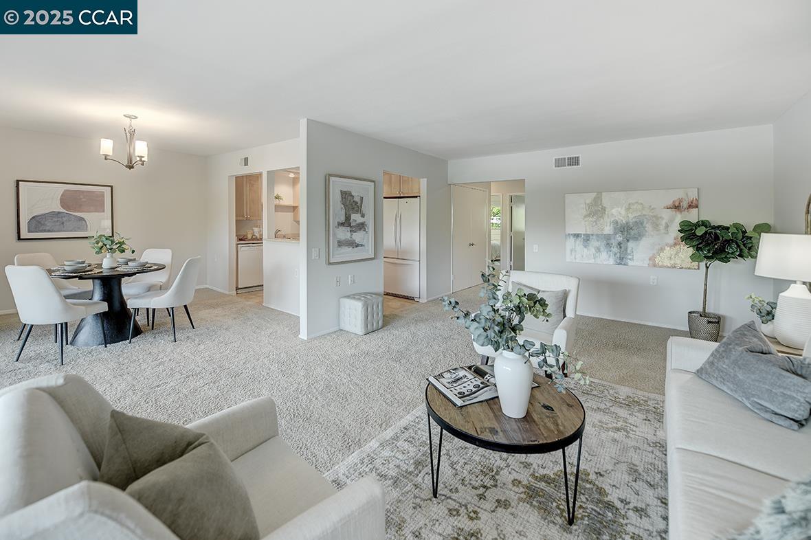 Photo #3: 41097622 Listing 
