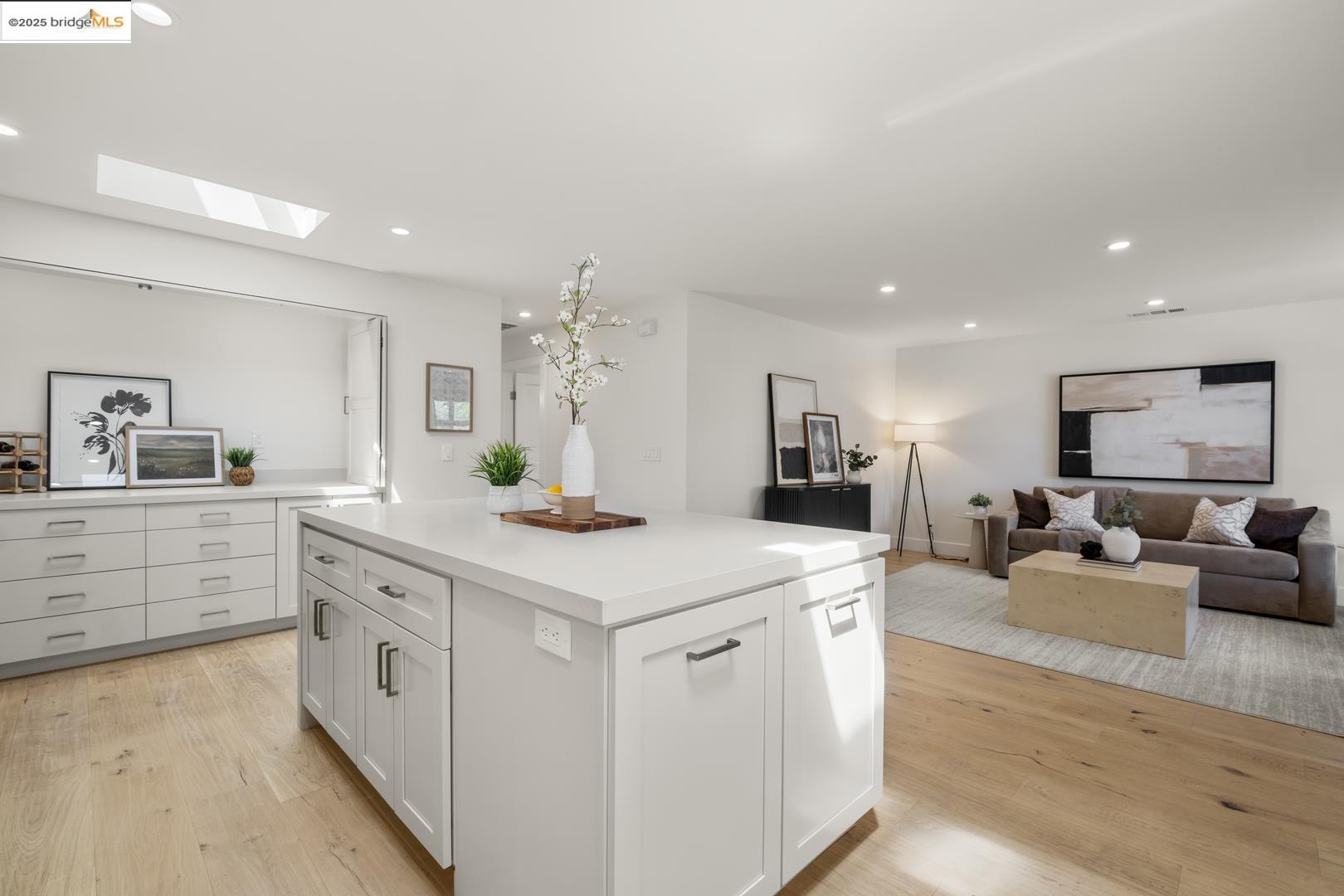 Detail Gallery Image 12 of 51 For 653 Navajo Ct, San Jose,  CA 95123 - 4 Beds | 2 Baths