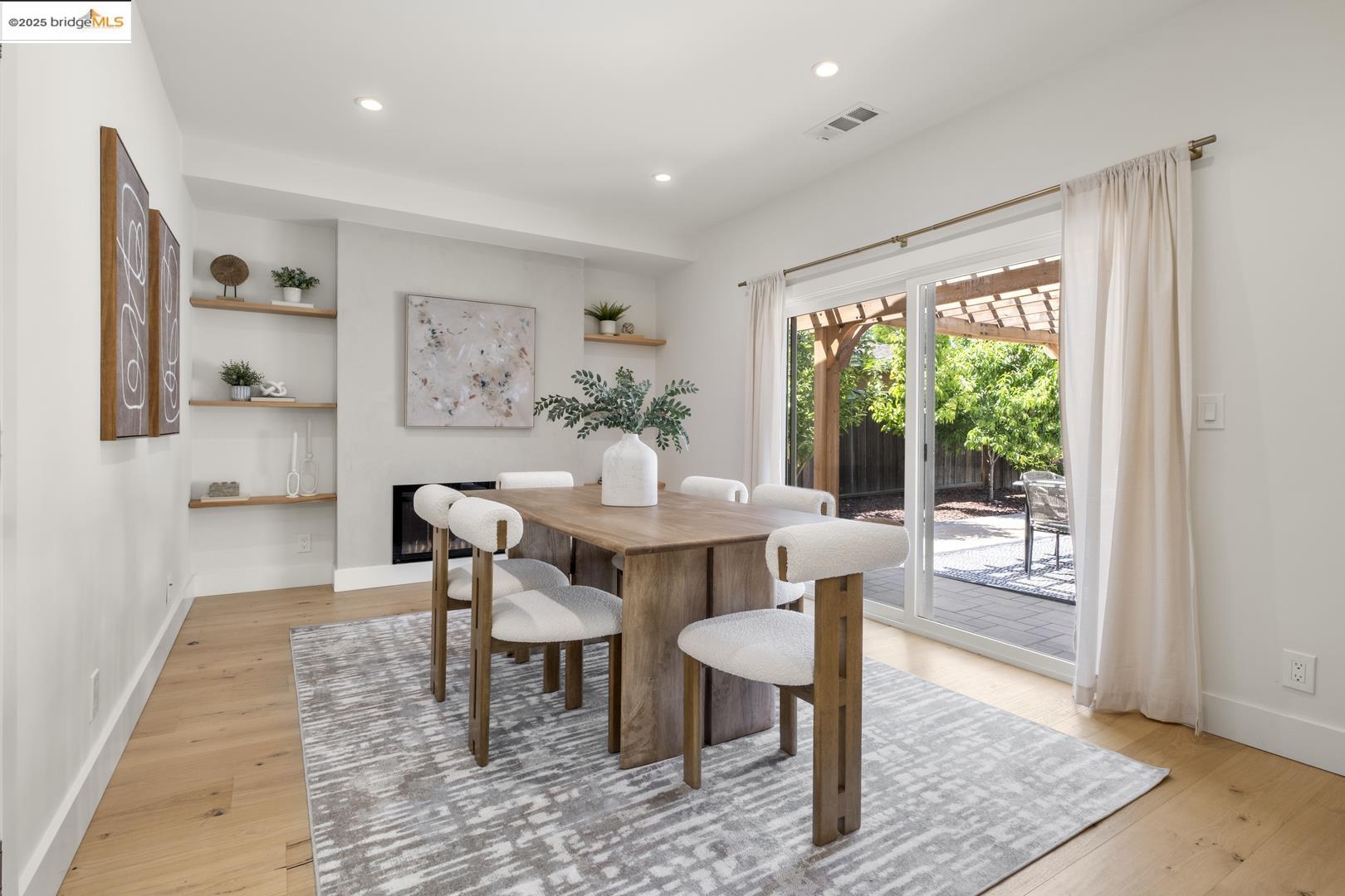 Detail Gallery Image 17 of 51 For 653 Navajo Ct, San Jose,  CA 95123 - 4 Beds | 2 Baths
