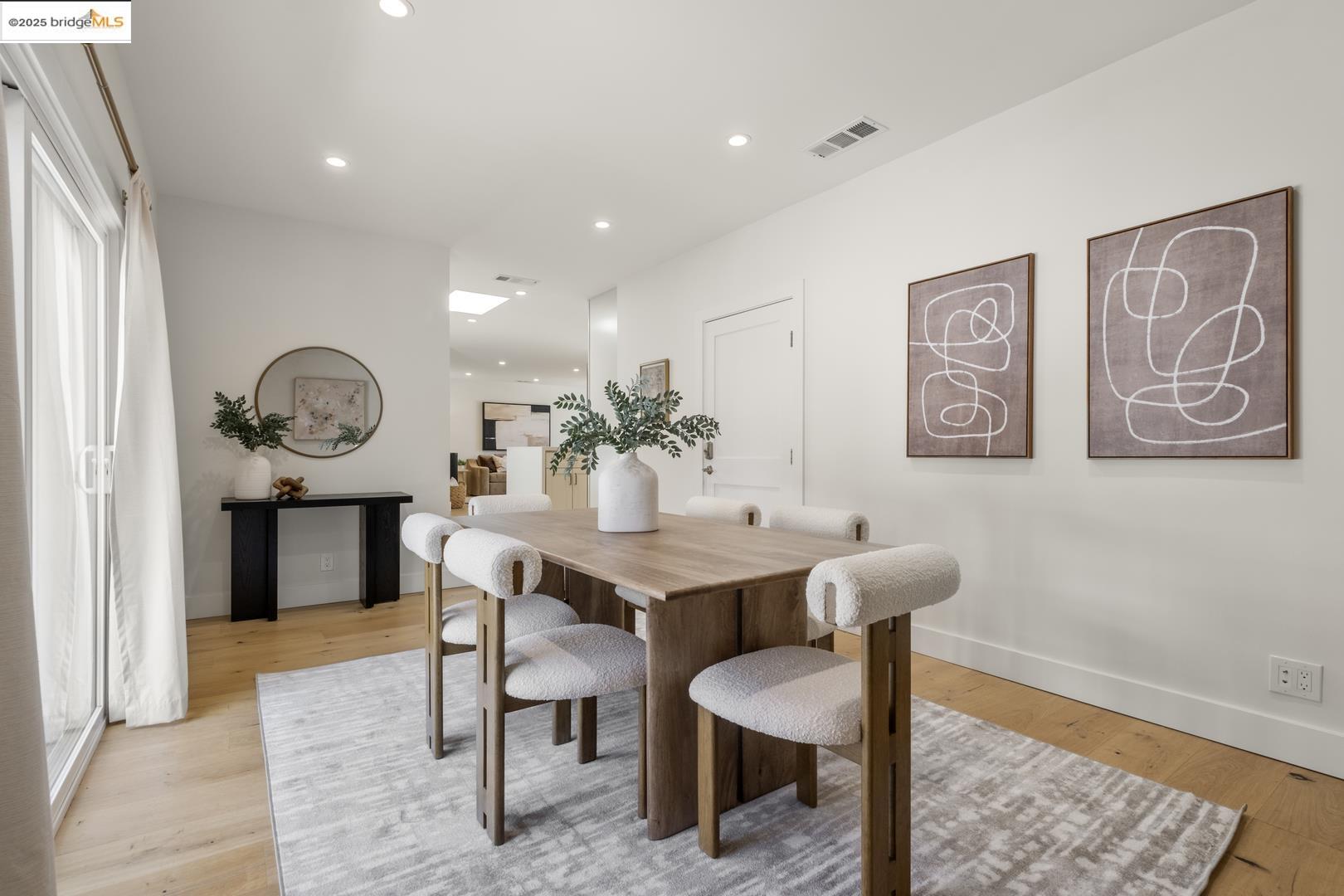 Detail Gallery Image 18 of 51 For 653 Navajo Ct, San Jose,  CA 95123 - 4 Beds | 2 Baths