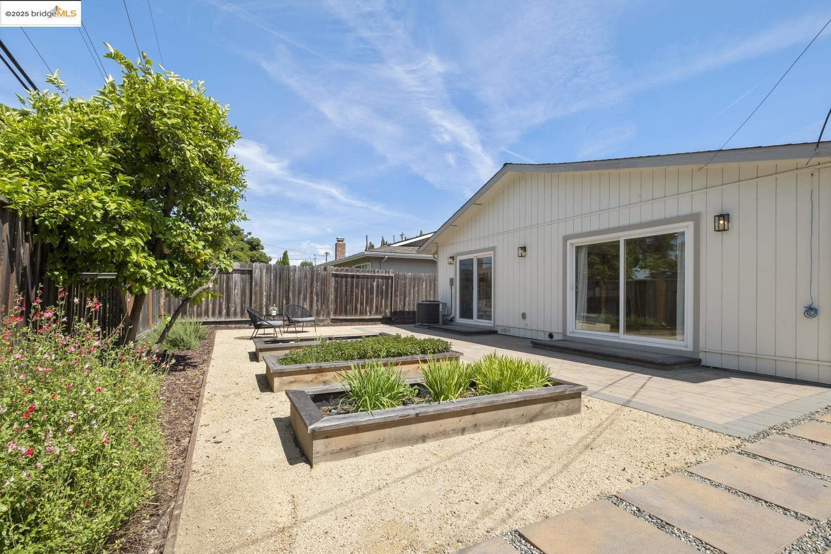 Detail Gallery Image 37 of 51 For 653 Navajo Ct, San Jose,  CA 95123 - 4 Beds | 2 Baths