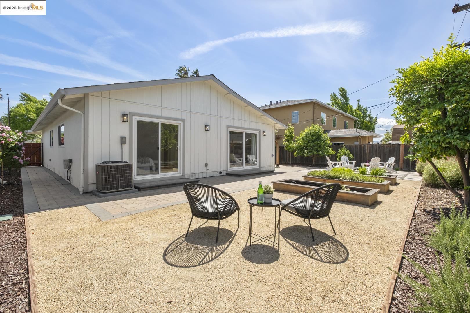 Detail Gallery Image 38 of 51 For 653 Navajo Ct, San Jose,  CA 95123 - 4 Beds | 2 Baths