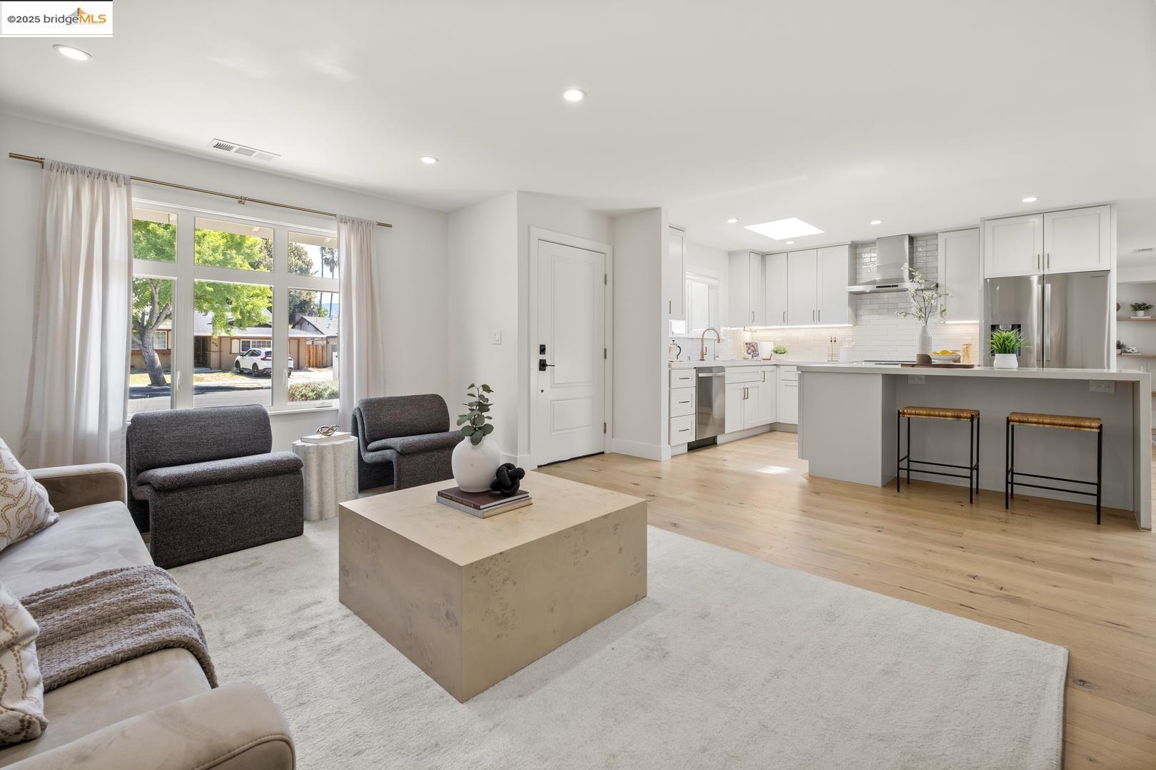Detail Gallery Image 9 of 51 For 653 Navajo Ct, San Jose,  CA 95123 - 4 Beds | 2 Baths