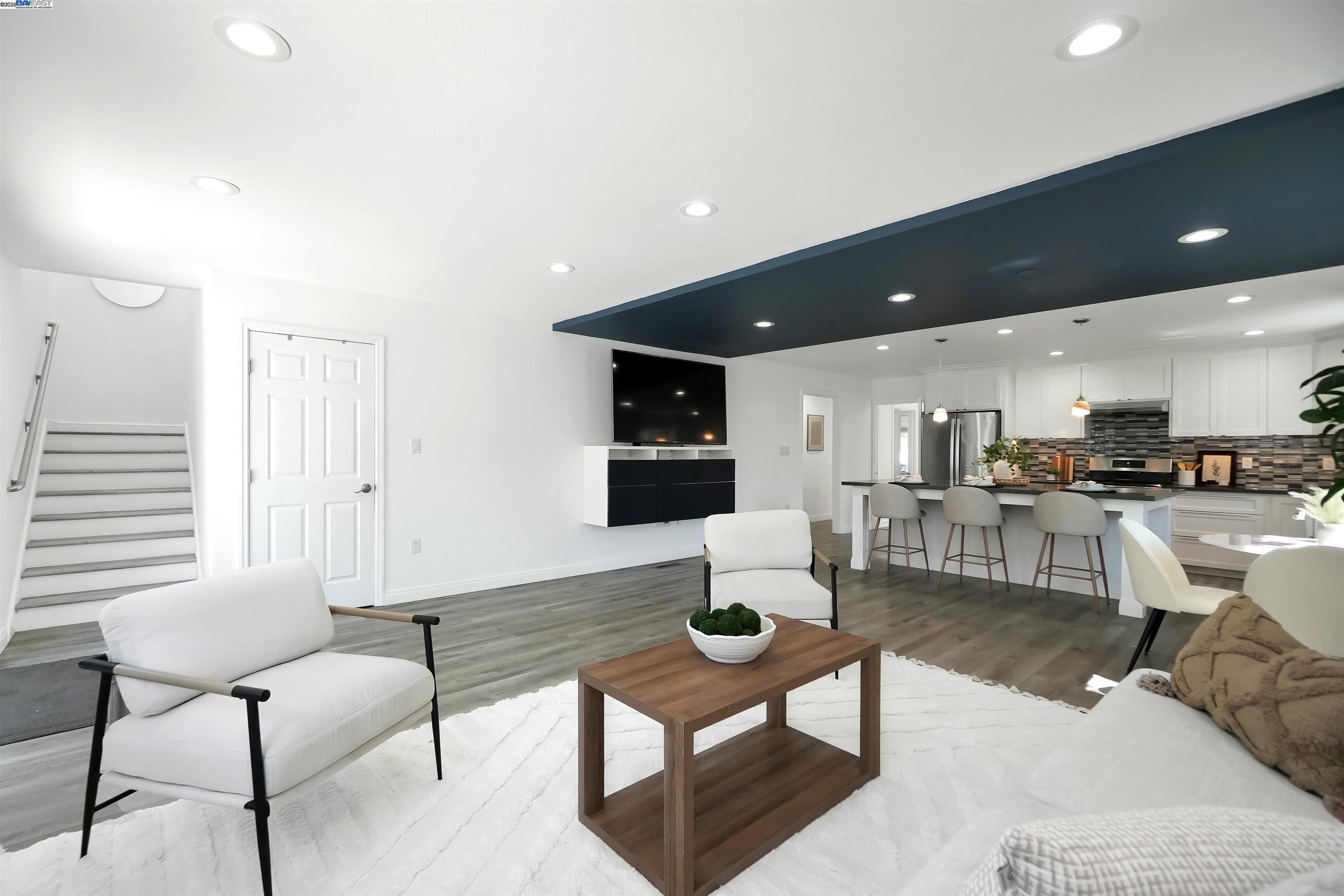 Detail Gallery Image 11 of 60 For 3254 Keith Ave, Castro Valley,  CA 94546 - – Beds | – Baths