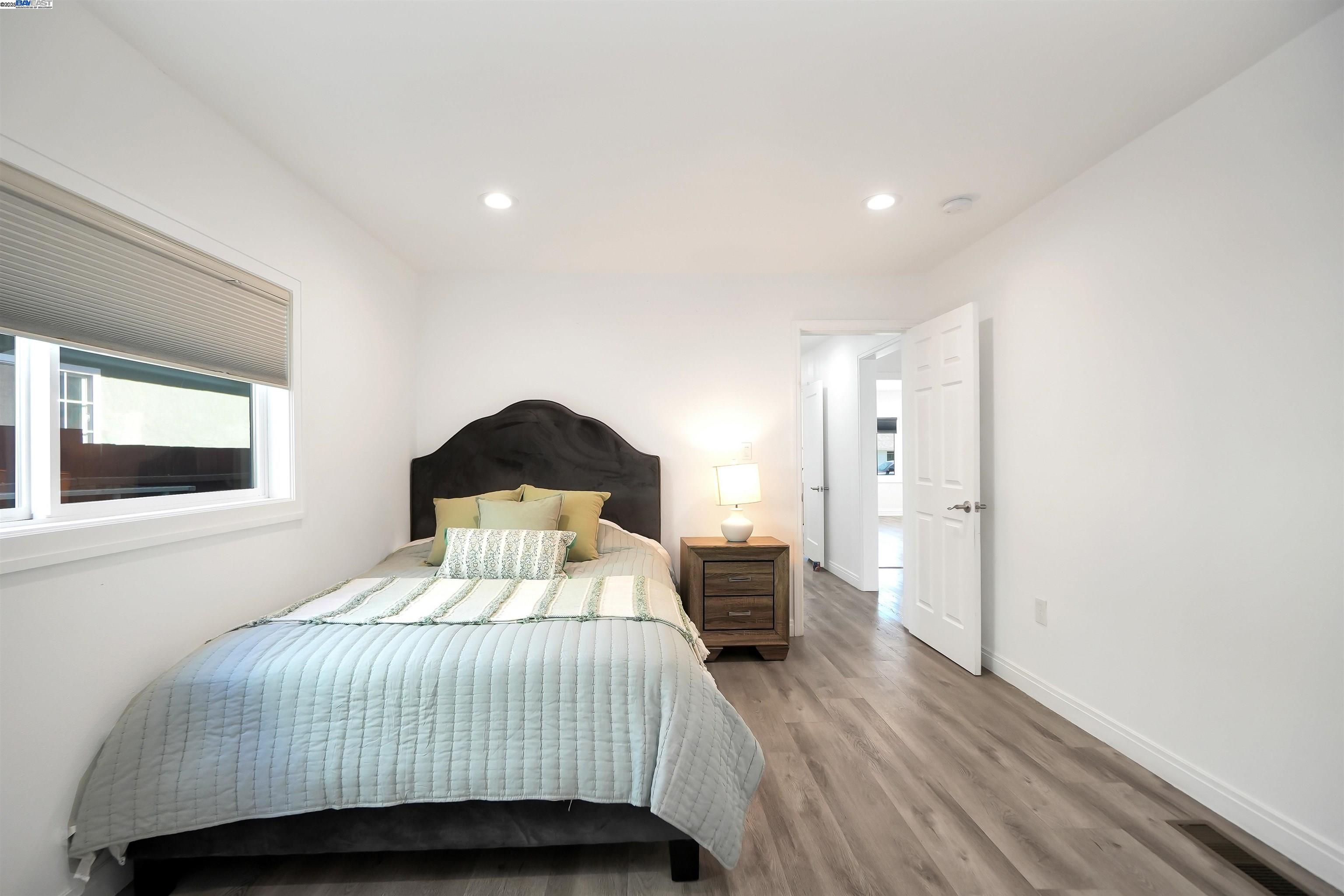 Detail Gallery Image 14 of 60 For 3254 Keith Ave, Castro Valley,  CA 94546 - – Beds | – Baths