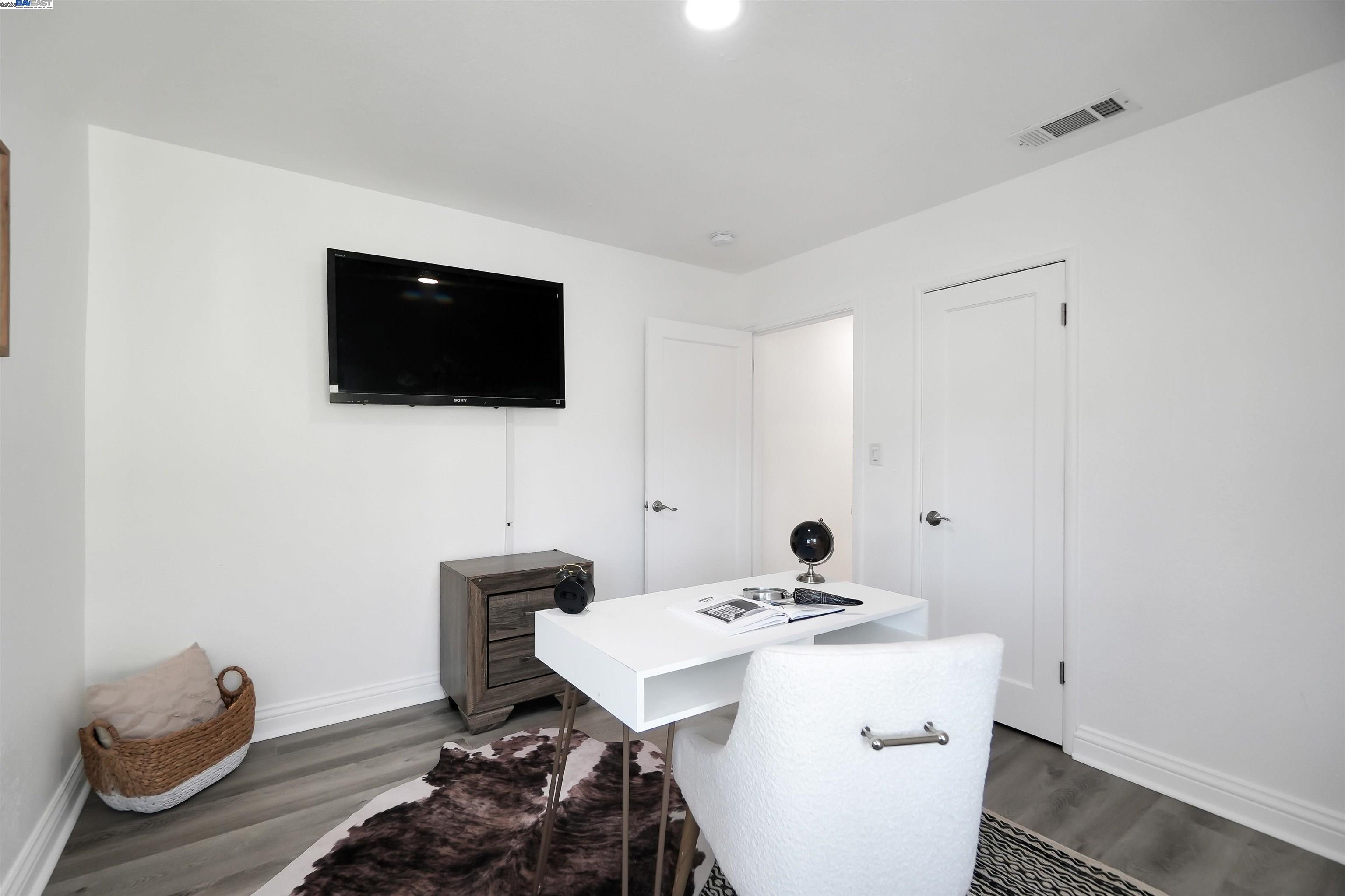 Detail Gallery Image 17 of 60 For 3254 Keith Ave, Castro Valley,  CA 94546 - – Beds | – Baths