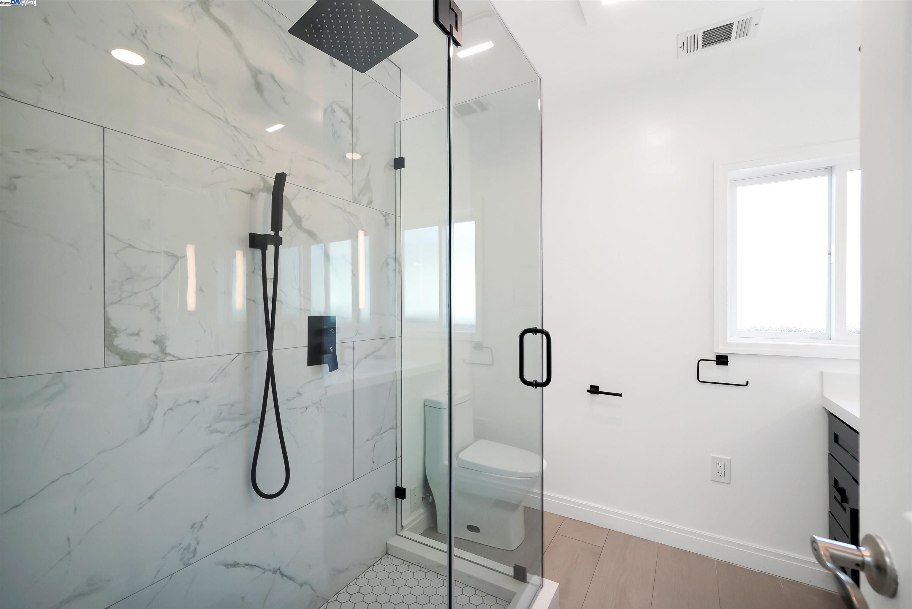 Detail Gallery Image 18 of 60 For 3254 Keith Ave, Castro Valley,  CA 94546 - – Beds | – Baths