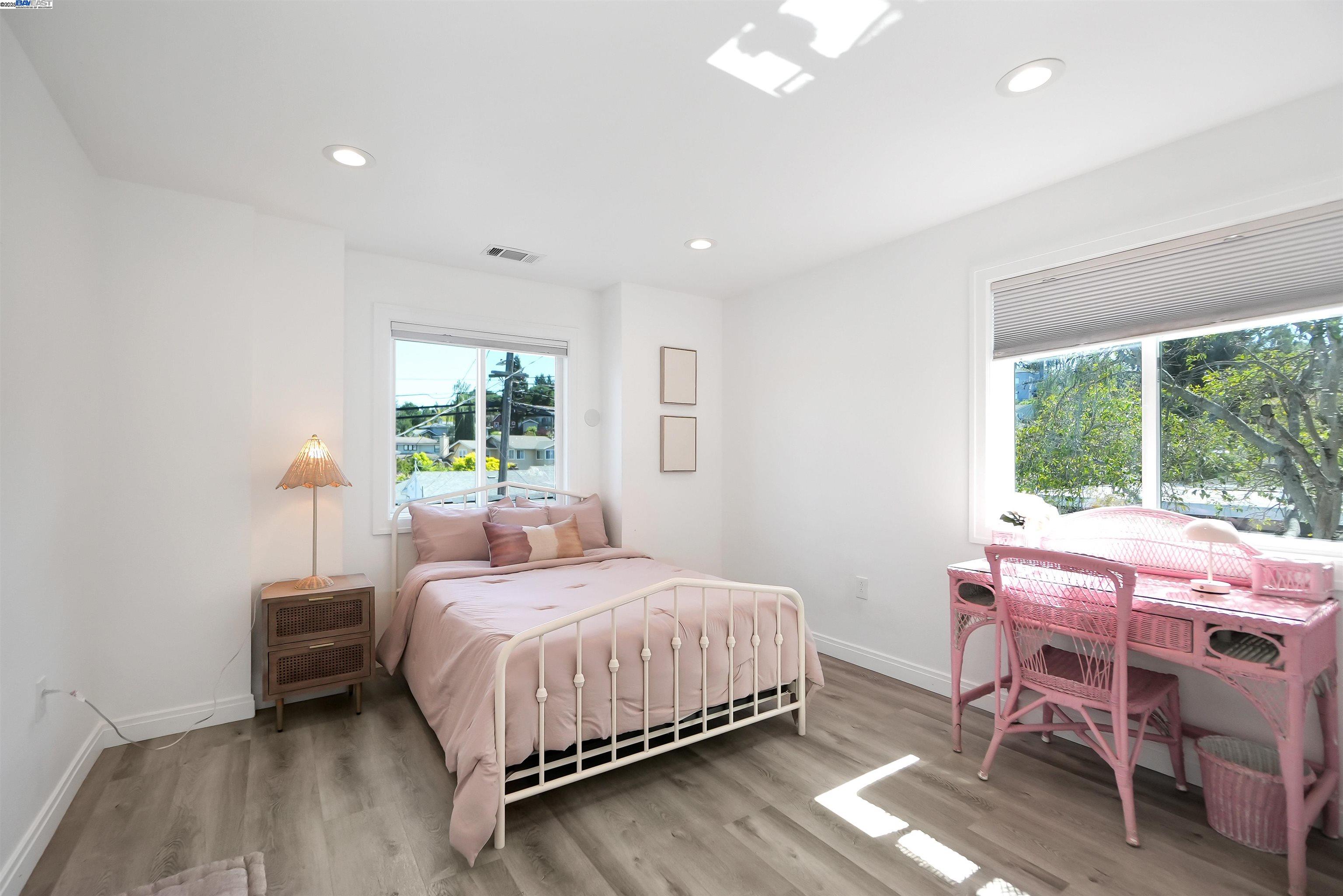 Detail Gallery Image 25 of 60 For 3254 Keith Ave, Castro Valley,  CA 94546 - – Beds | – Baths