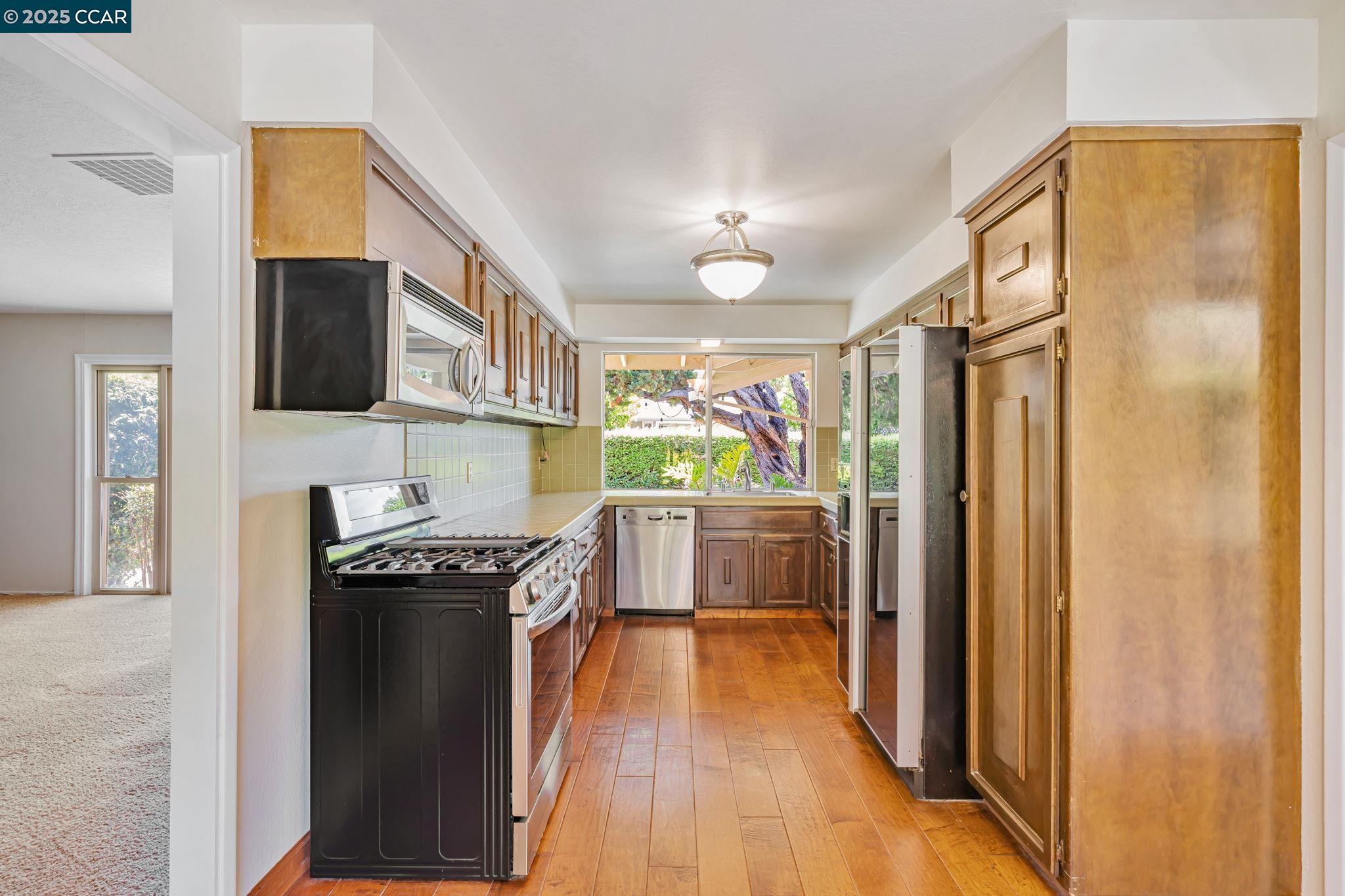Detail Gallery Image 22 of 43 For 265 Dover Dr, Walnut Creek,  CA 94598 - 4 Beds | 2 Baths