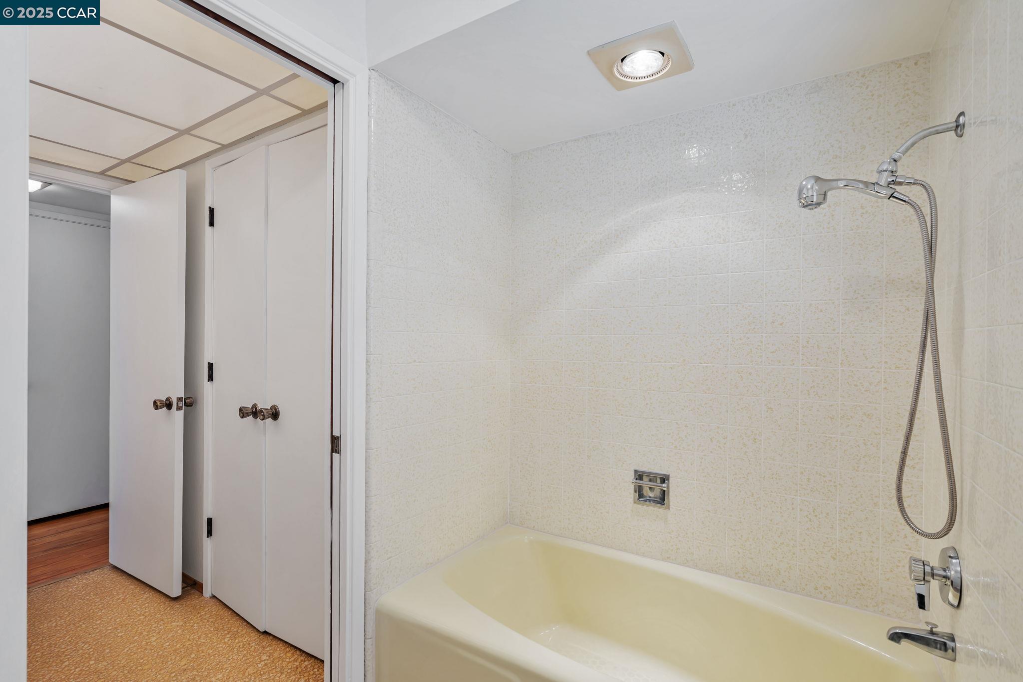 Detail Gallery Image 40 of 43 For 265 Dover Dr, Walnut Creek,  CA 94598 - 4 Beds | 2 Baths