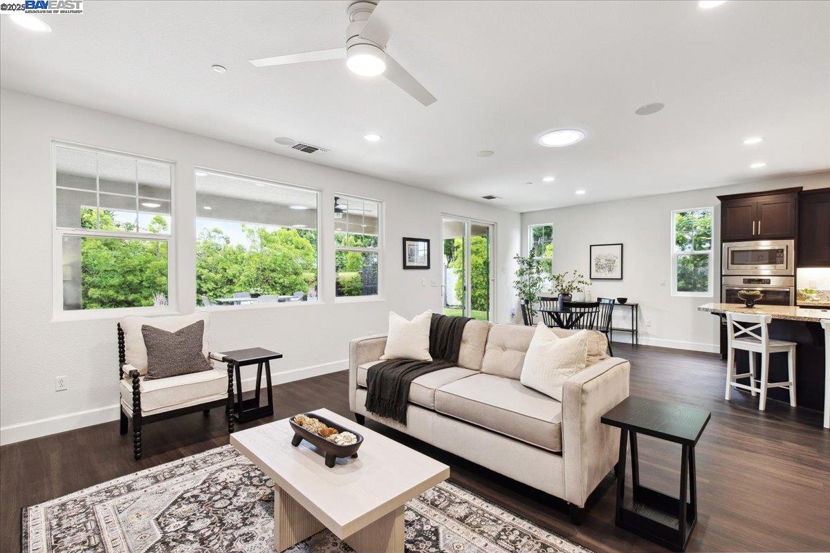Detail Gallery Image 25 of 55 For 649 Ray Ct, Brentwood,  CA 94513 - 4 Beds | 3 Baths