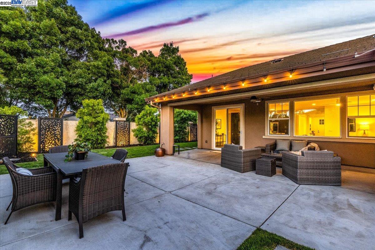 Detail Gallery Image 5 of 55 For 649 Ray Ct, Brentwood,  CA 94513 - 4 Beds | 3 Baths