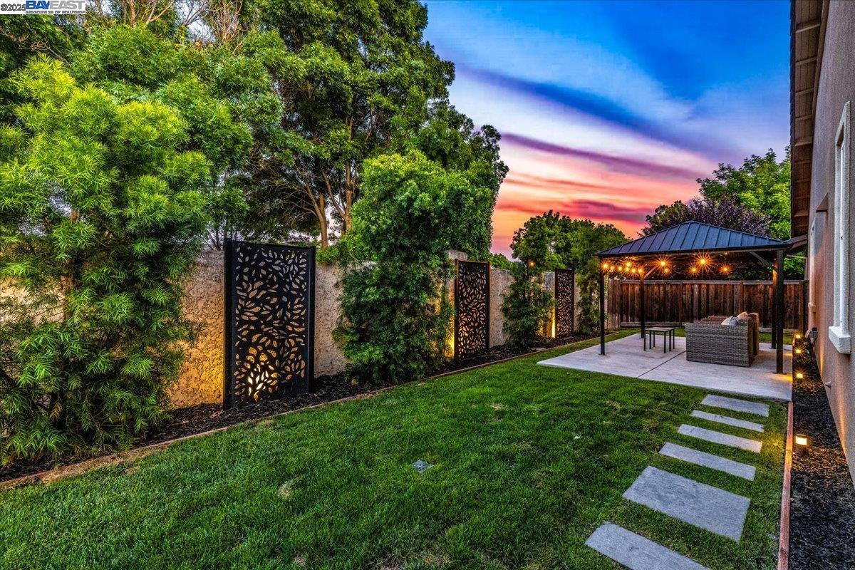 Detail Gallery Image 8 of 55 For 649 Ray Ct, Brentwood,  CA 94513 - 4 Beds | 3 Baths