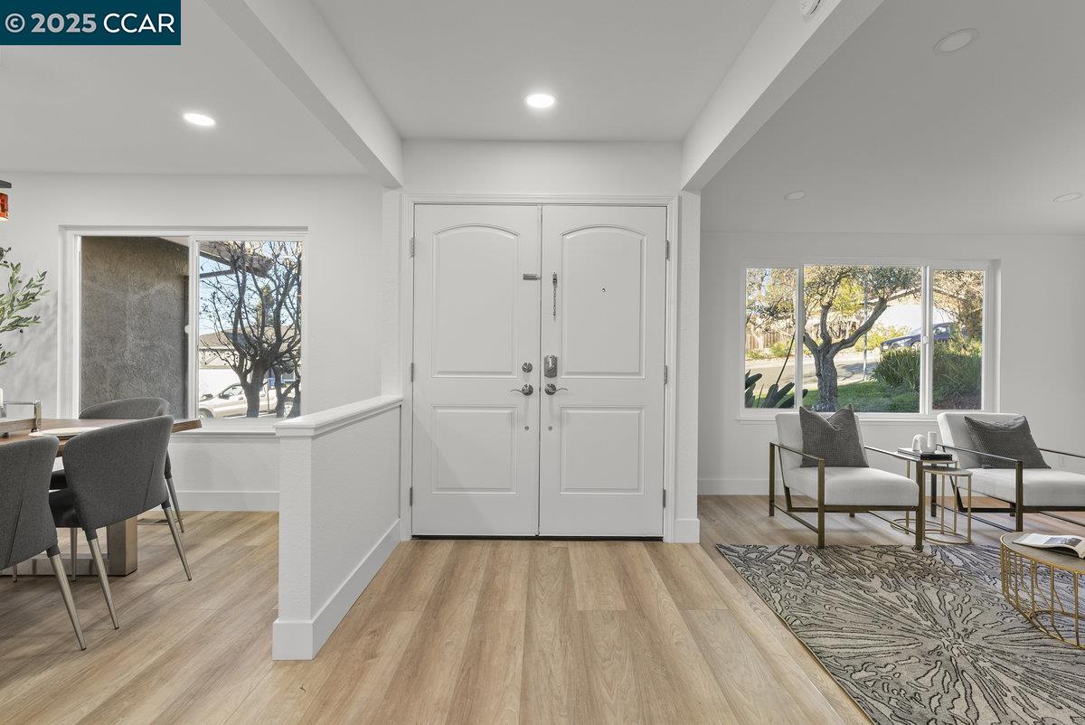 Detail Gallery Image 19 of 54 For 27167 Belfast Lane, Hayward,  CA 94542 - 4 Beds | 2 Baths