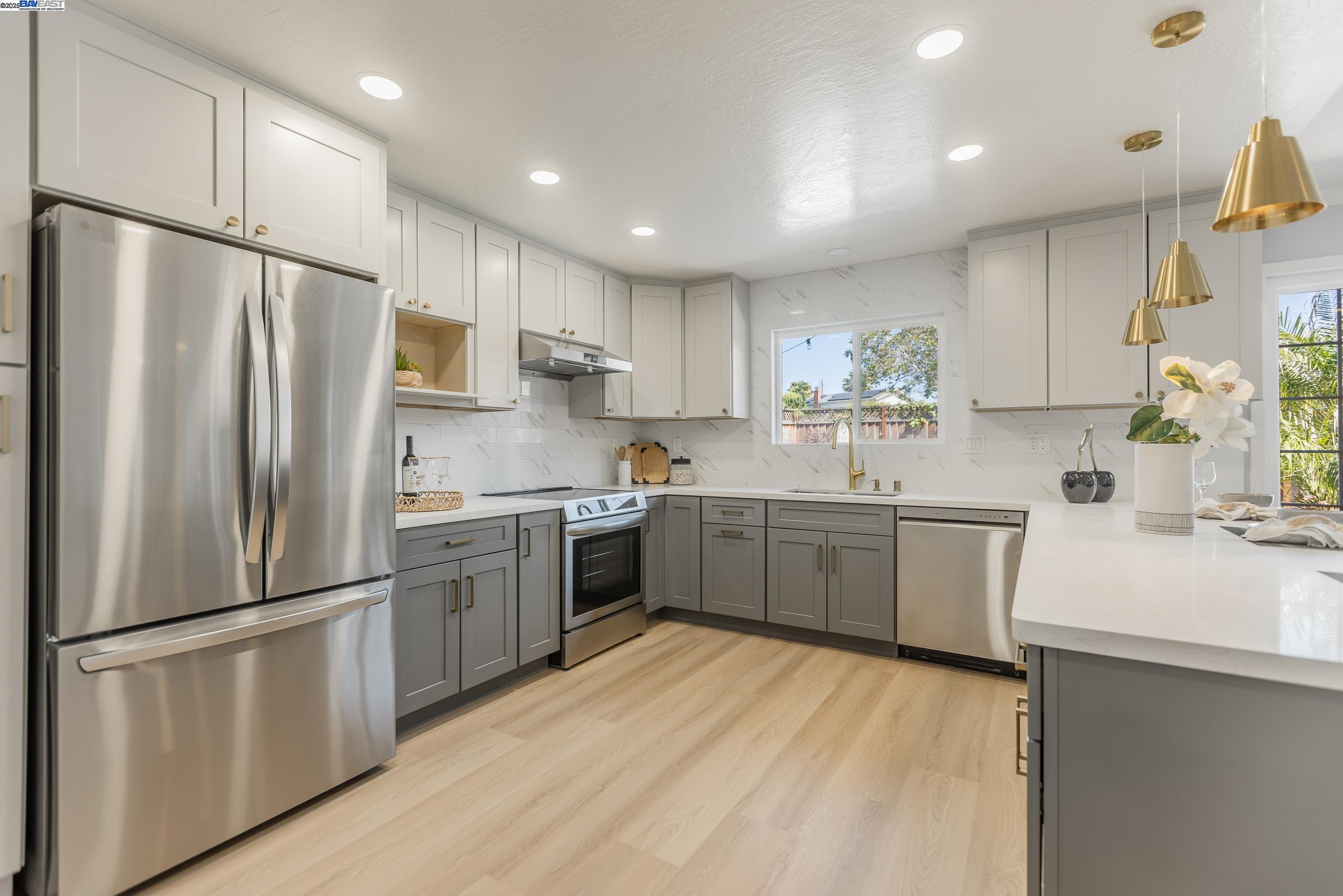 Detail Gallery Image 1 of 35 For 803 Russell Ln, Milpitas,  CA 95035 - 4 Beds | 3 Baths