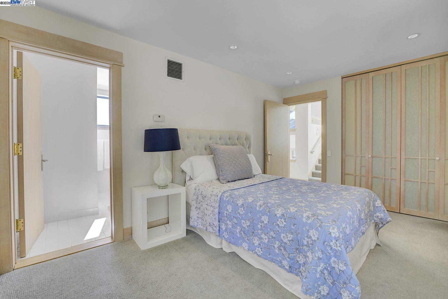 Detail Gallery Image 25 of 46 For 319 Tappan Ter, Orinda,  CA 94563 - 5 Beds | 4/1 Baths