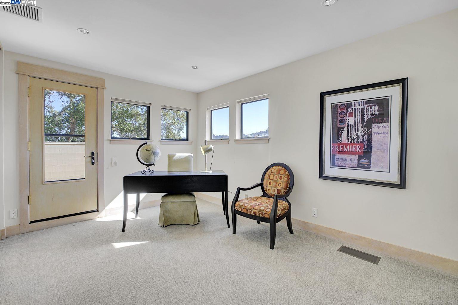 Detail Gallery Image 34 of 46 For 319 Tappan Ter, Orinda,  CA 94563 - 5 Beds | 4/1 Baths