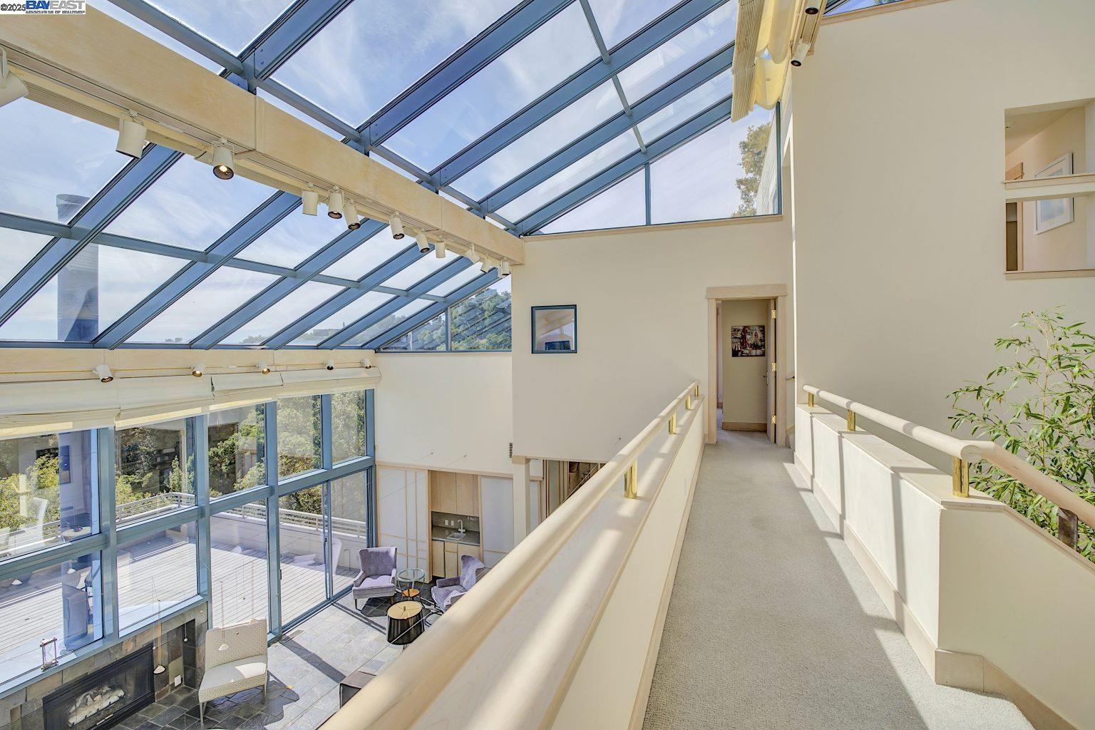 Detail Gallery Image 36 of 46 For 319 Tappan Ter, Orinda,  CA 94563 - 5 Beds | 4/1 Baths