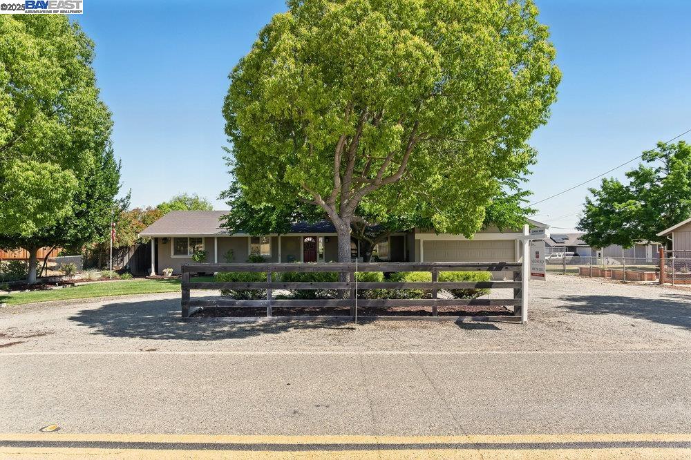 Detail Gallery Image 1 of 60 For 2680 Marina Ave., Livermore,  CA 94550 - 4 Beds | 3/1 Baths