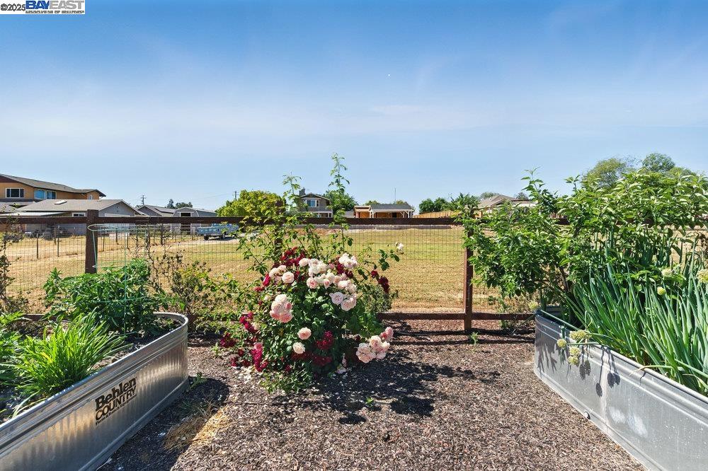 Detail Gallery Image 49 of 60 For 2680 Marina Ave., Livermore,  CA 94550 - 4 Beds | 3/1 Baths