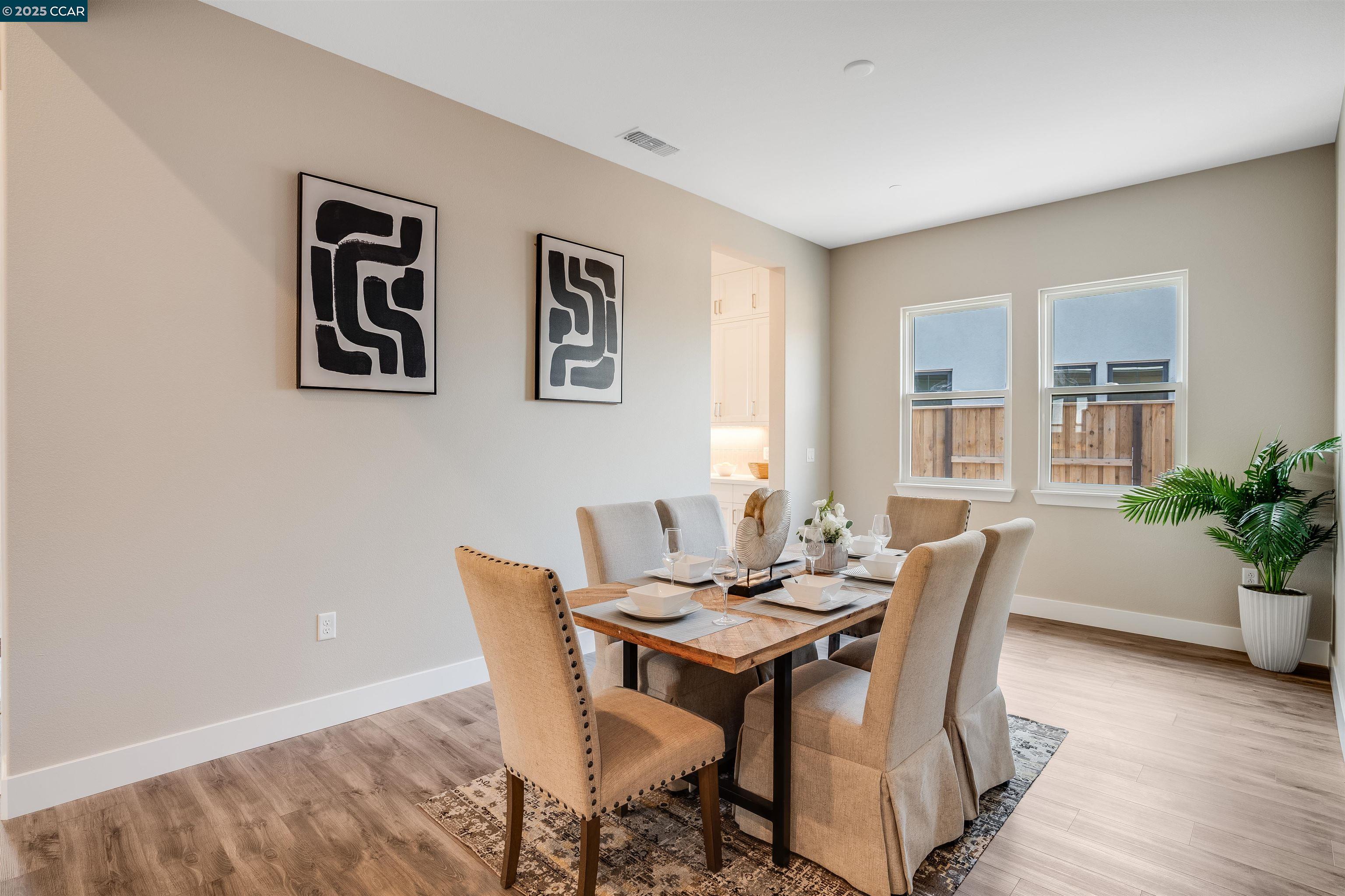 Detail Gallery Image 11 of 39 For 1567 Aloha Lane, Tracy,  CA 95377 - 3 Beds | 2/1 Baths
