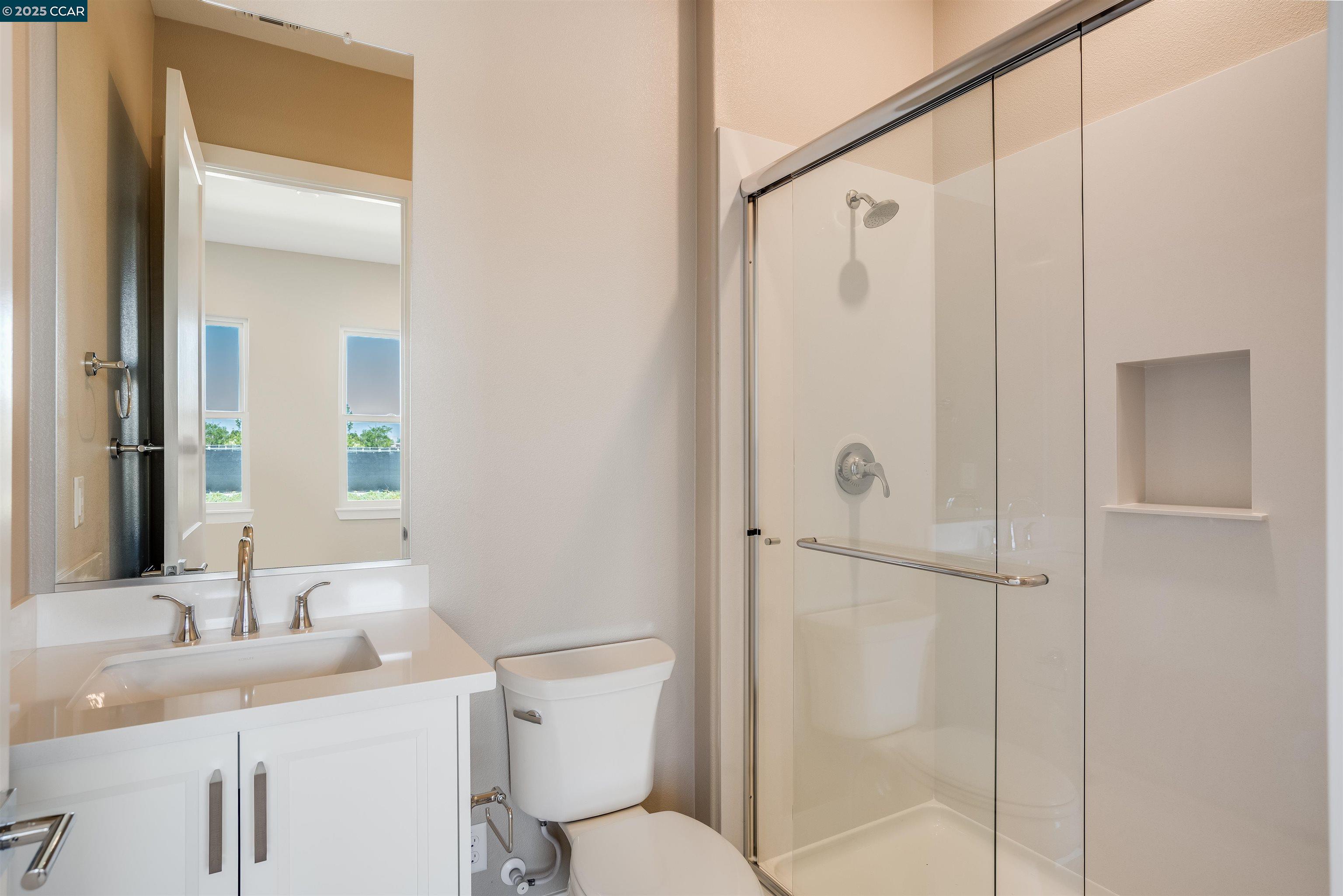 Detail Gallery Image 19 of 39 For 1567 Aloha Lane, Tracy,  CA 95377 - 3 Beds | 2/1 Baths