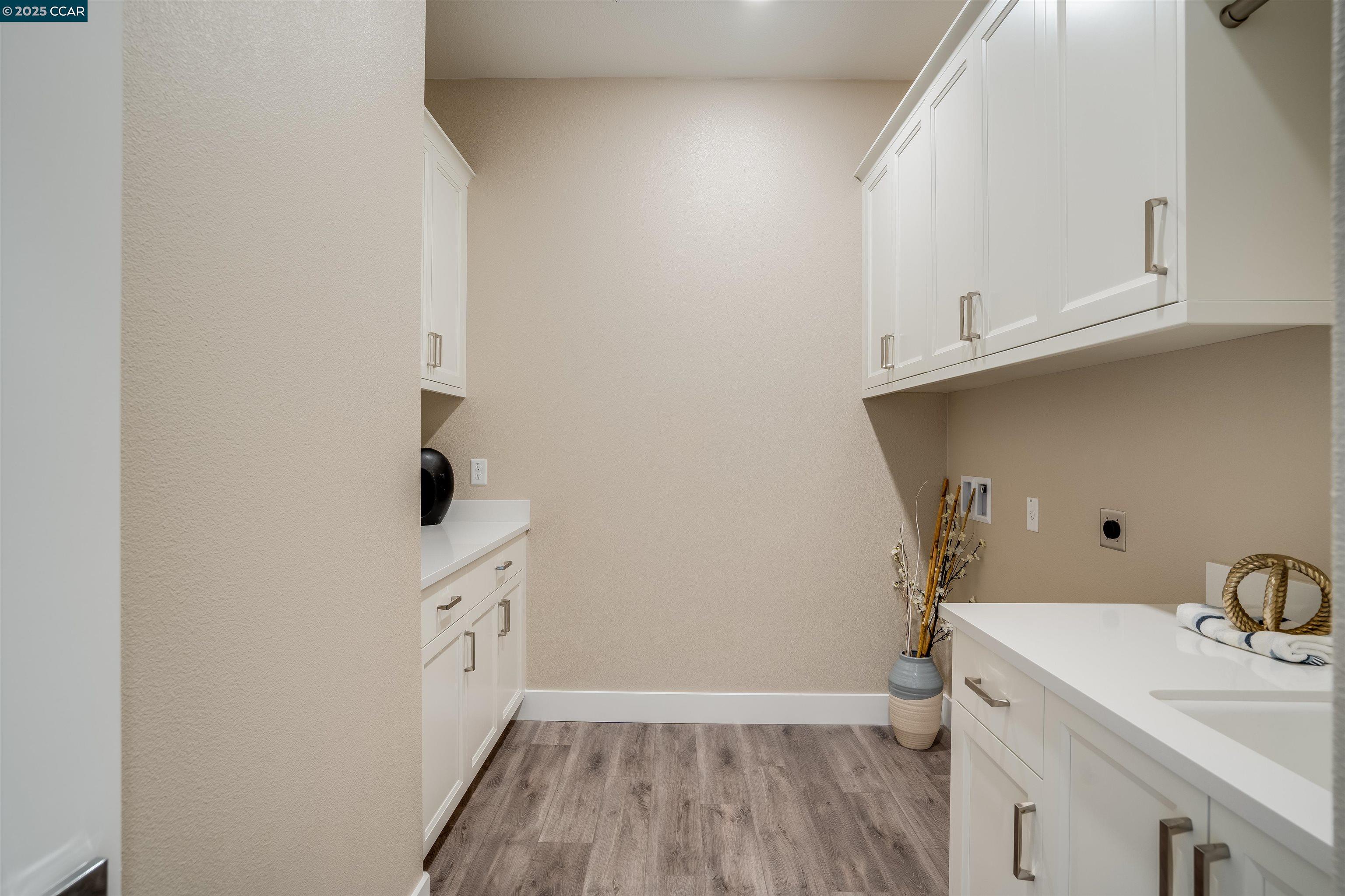Detail Gallery Image 21 of 39 For 1567 Aloha Lane, Tracy,  CA 95377 - 3 Beds | 2/1 Baths
