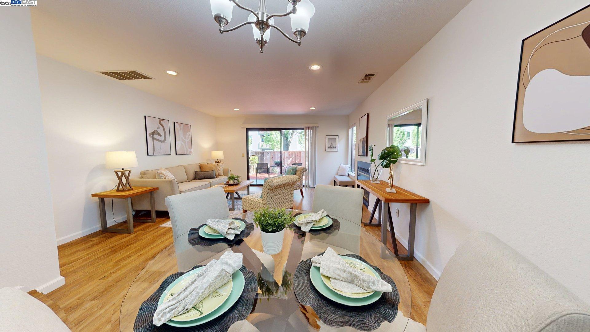 Detail Gallery Image 17 of 56 For 957 Huntington Cmn, Fremont,  CA 94536 - 2 Beds | 2/1 Baths
