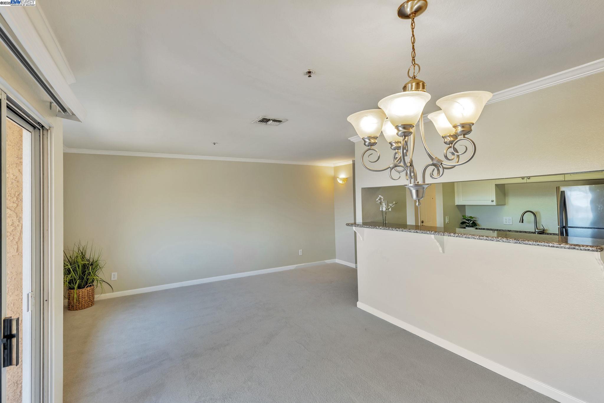 Photo #11: 41097641 Listing: Photo #11