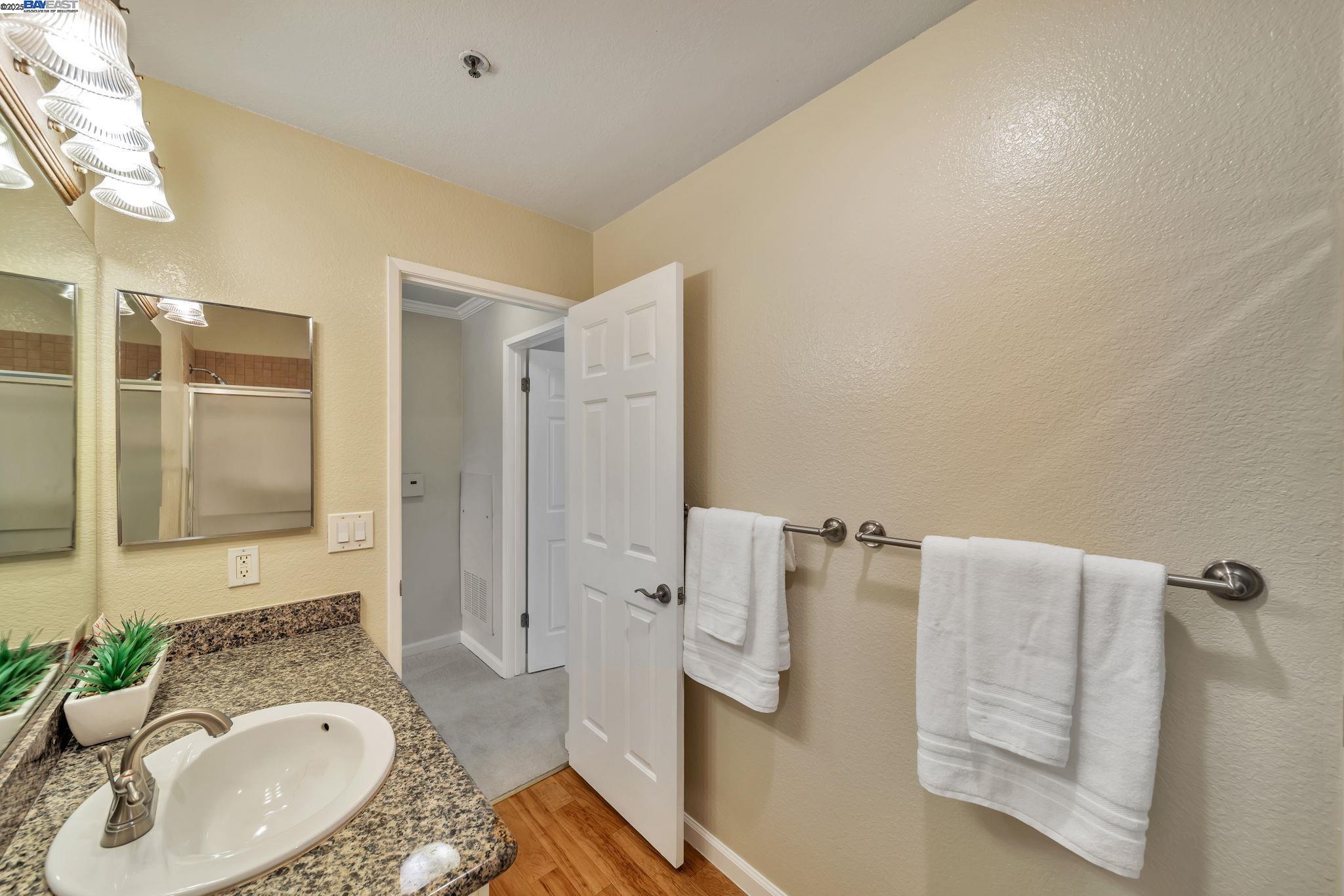 Detail Gallery Image 14 of 32 For 490 Bollinger Canyon Ln #367,  San Ramon,  CA 94582 - 1 Beds | 1 Baths