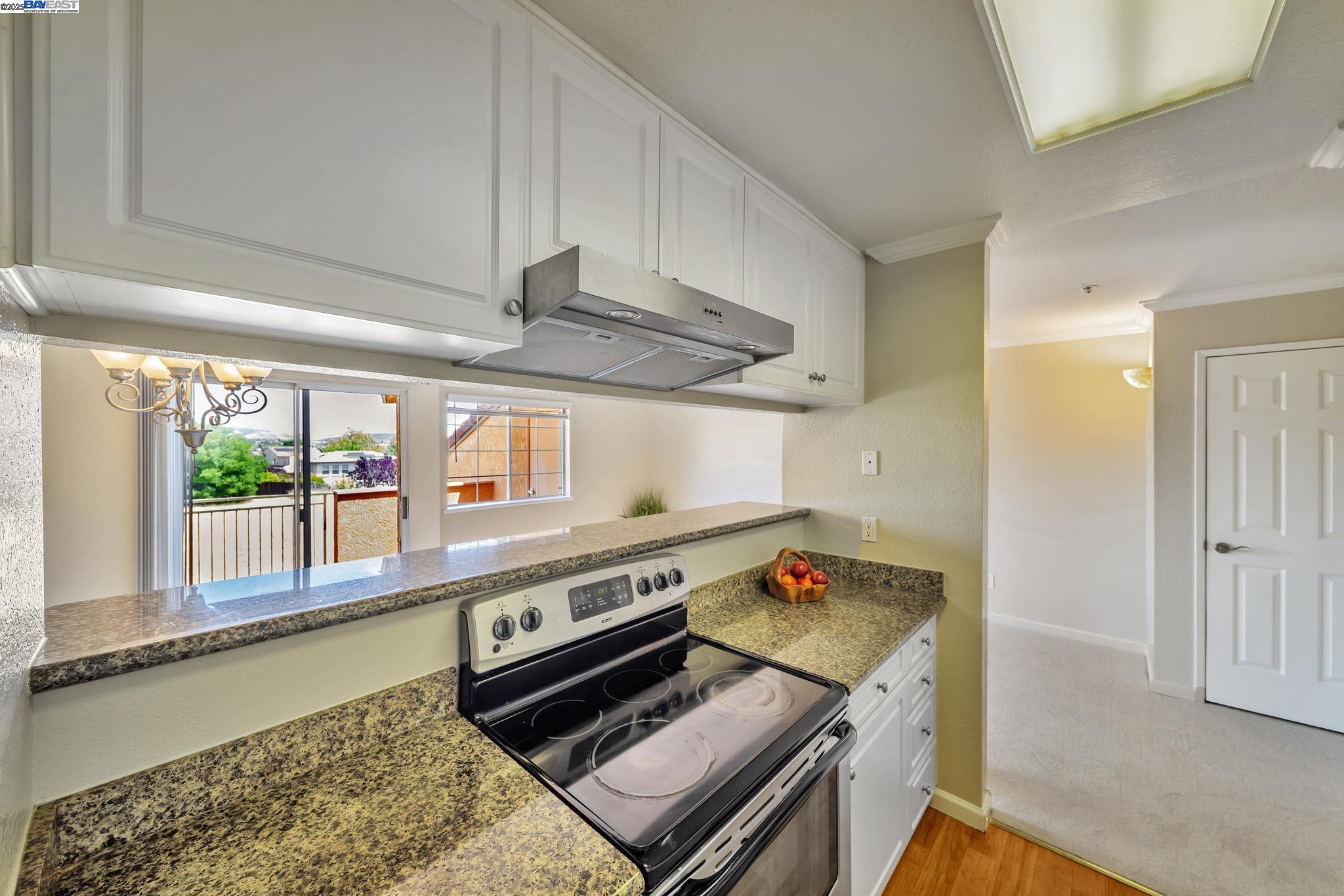 Detail Gallery Image 5 of 32 For 490 Bollinger Canyon Ln #367,  San Ramon,  CA 94582 - 1 Beds | 1 Baths