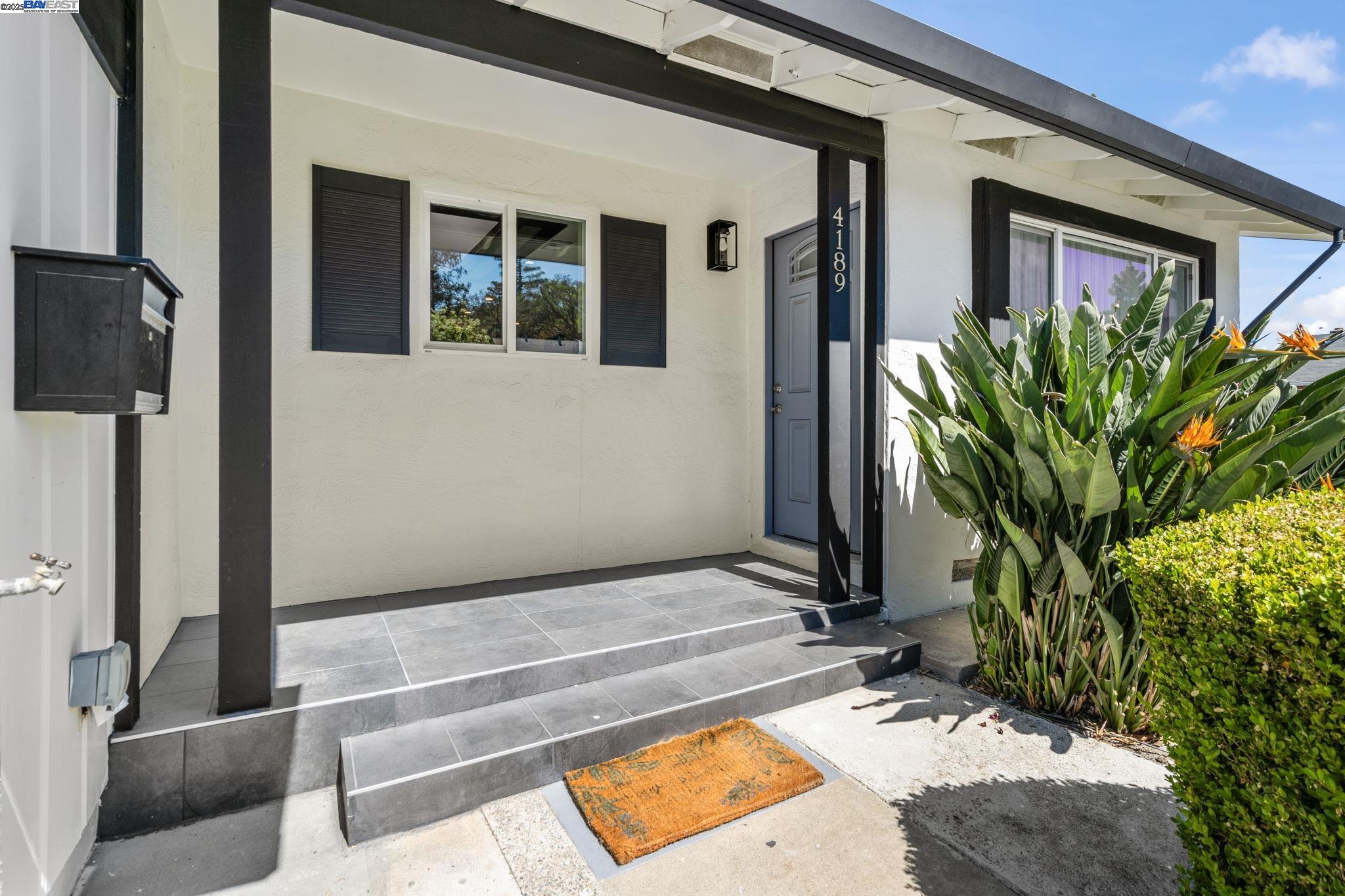 Detail Gallery Image 2 of 49 For 4189 Ogden Dr, Fremont,  CA 94538 - 4 Beds | 2 Baths