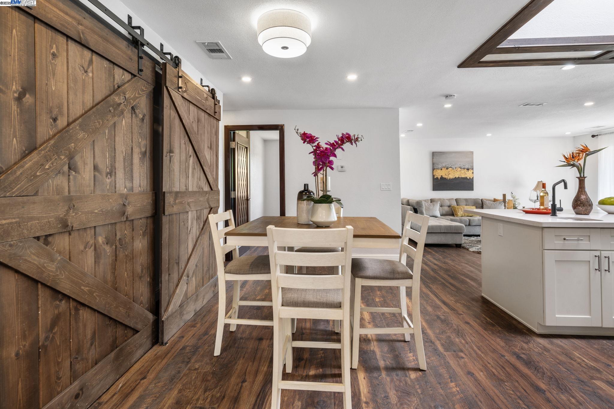 Detail Gallery Image 17 of 49 For 4189 Ogden Dr, Fremont,  CA 94538 - 4 Beds | 2 Baths