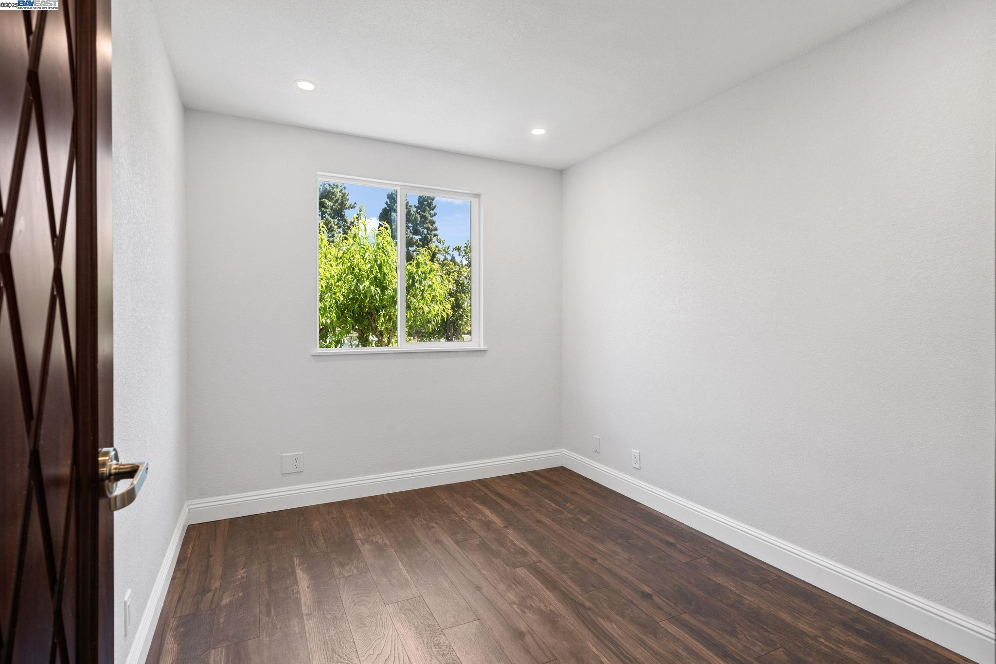 Detail Gallery Image 23 of 49 For 4189 Ogden Dr, Fremont,  CA 94538 - 4 Beds | 2 Baths