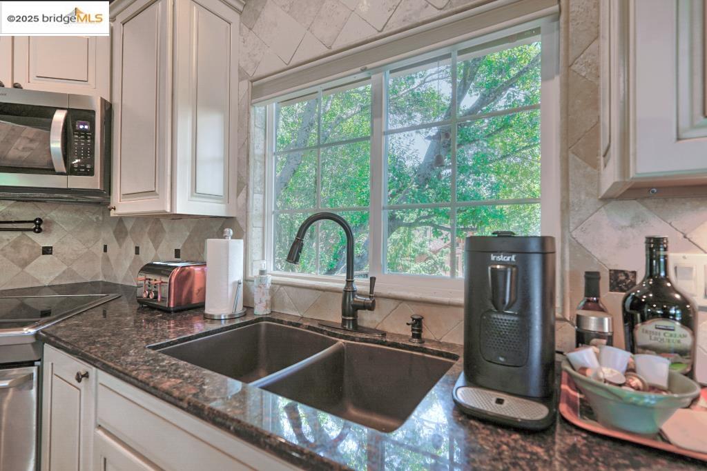 Detail Gallery Image 14 of 41 For 20738 Forestwood, Groveland,  CA 95321-9324 - 3 Beds | 3 Baths
