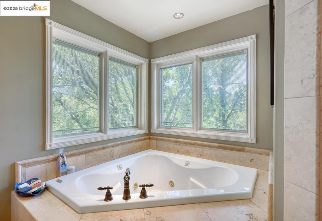 Detail Gallery Image 21 of 41 For 20738 Forestwood, Groveland,  CA 95321-9324 - 3 Beds | 3 Baths