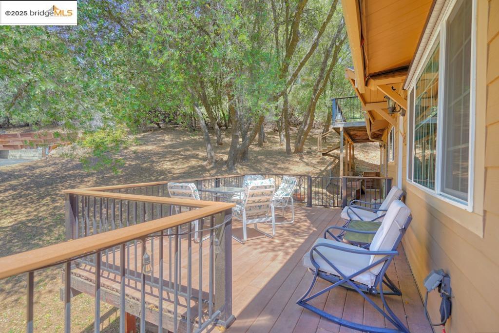 Detail Gallery Image 9 of 41 For 20738 Forestwood, Groveland,  CA 95321-9324 - 3 Beds | 3 Baths