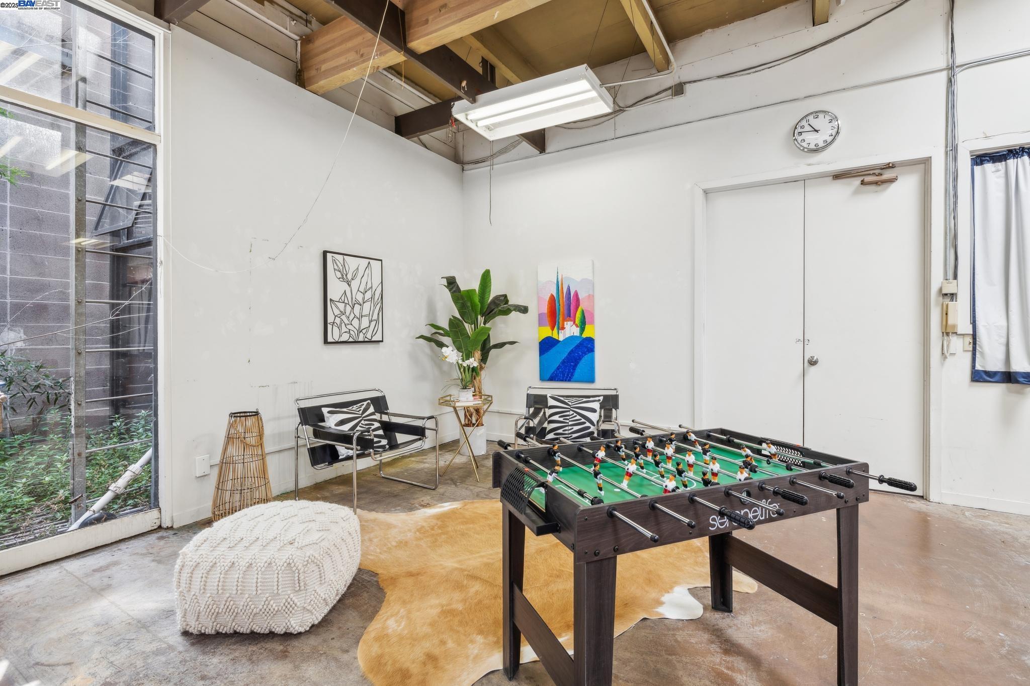 Detail Gallery Image 30 of 46 For 2112 West St #2,  Oakland,  CA 94612 - 2 Beds | 2 Baths