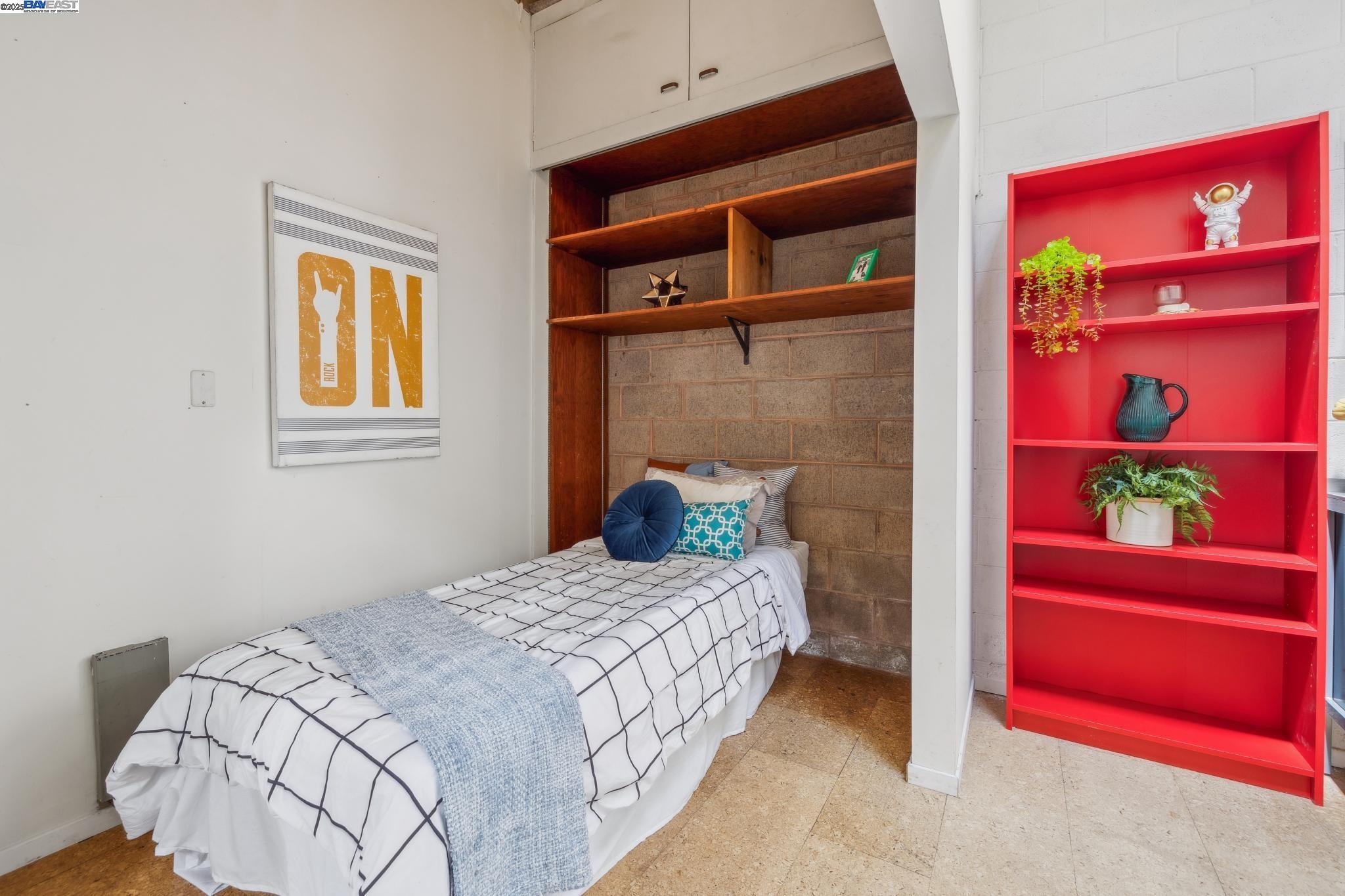 Detail Gallery Image 41 of 46 For 2112 West St #2,  Oakland,  CA 94612 - 2 Beds | 2 Baths