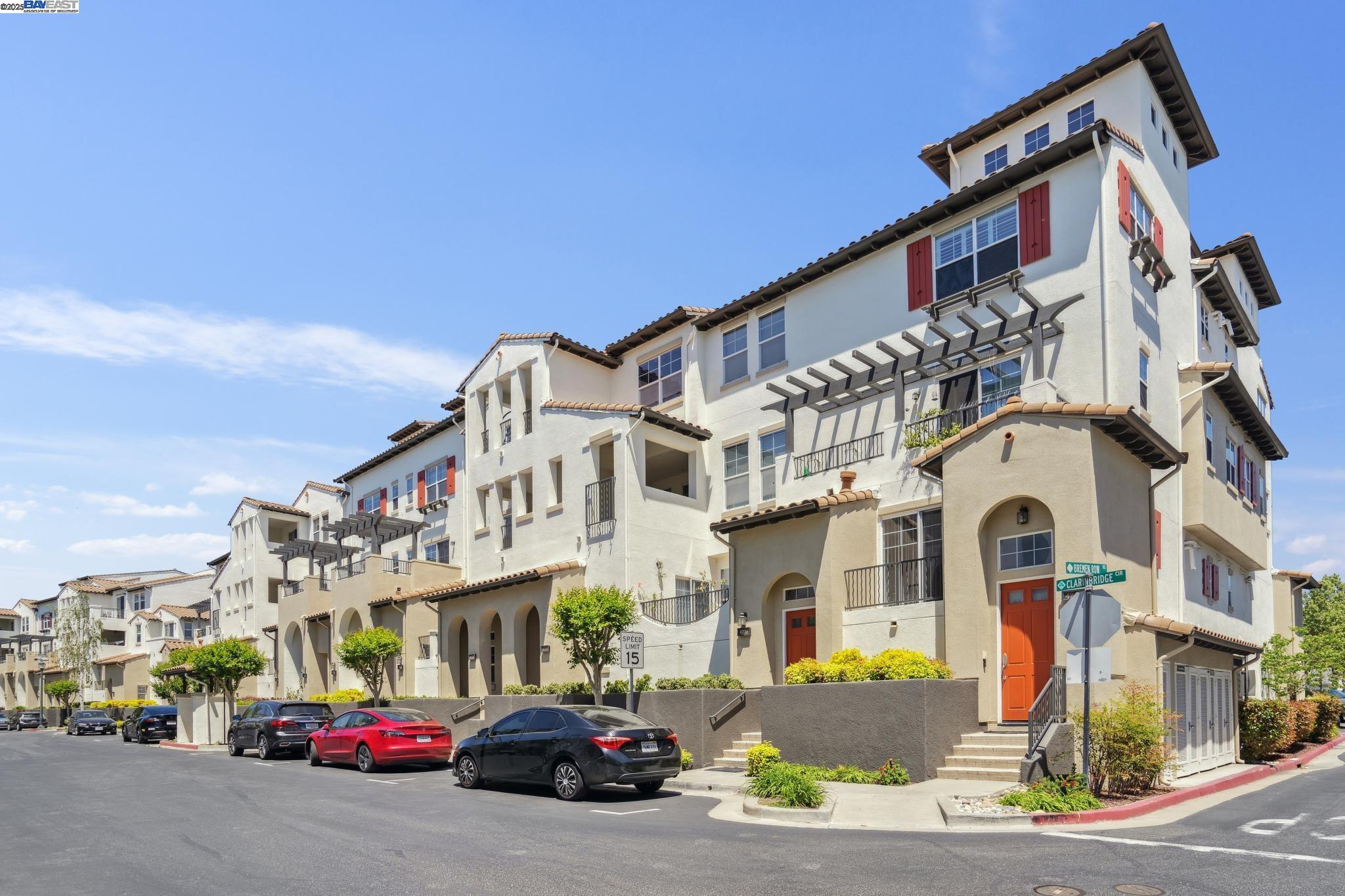 Detail Gallery Image 7 of 25 For 4225 Clarinbridge Cir, Dublin,  CA 94568 - 1 Beds | 1/1 Baths