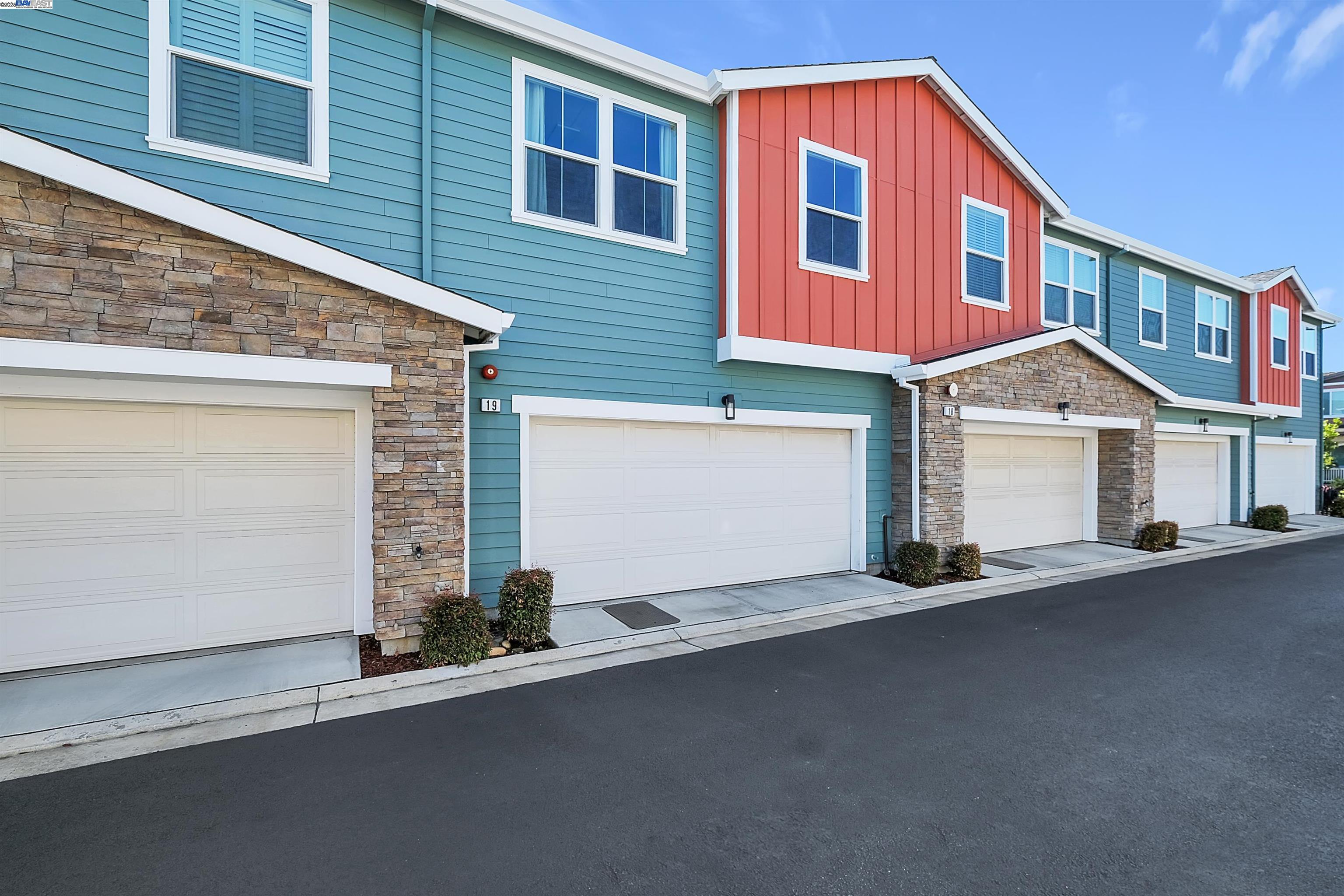 Detail Gallery Image 30 of 32 For 1233 Bockman Rd #19,  San Lorenzo,  CA 94580 - 3 Beds | 2/1 Baths