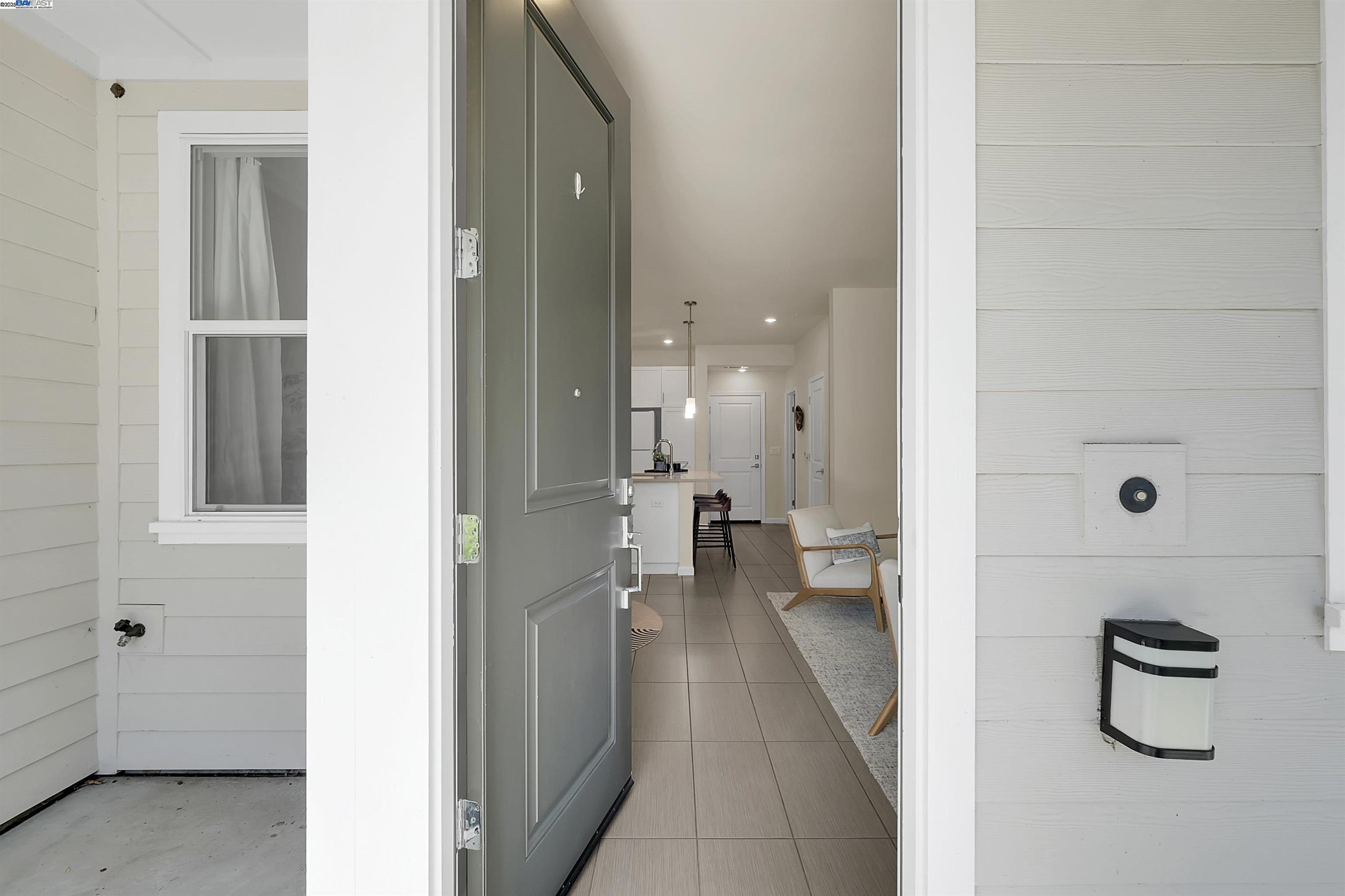 Detail Gallery Image 4 of 32 For 1233 Bockman Rd #19,  San Lorenzo,  CA 94580 - 3 Beds | 2/1 Baths